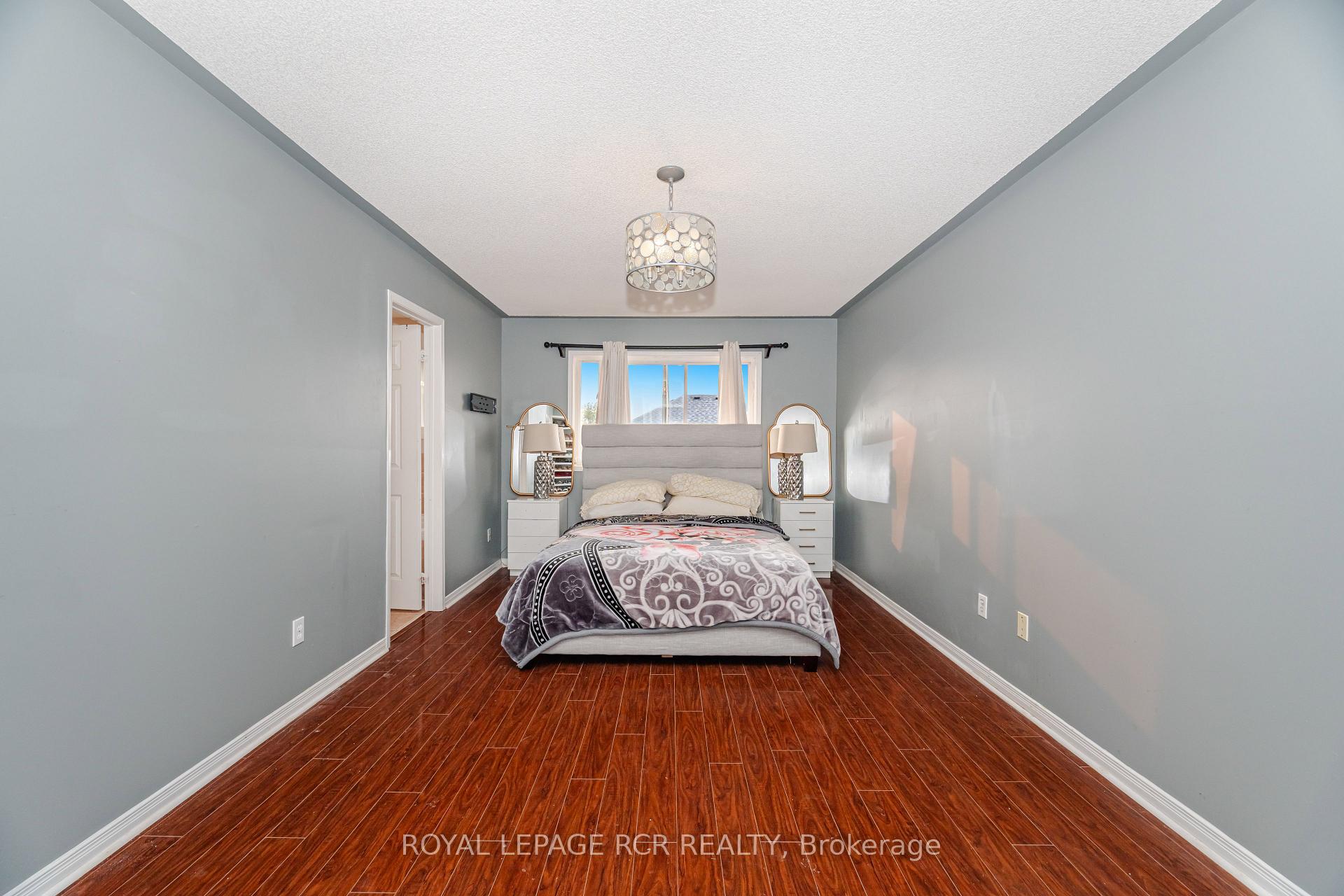 Photo 9 of 127 Tiller Trail, Brampton, Fletcher's Creek Village — HOMEH