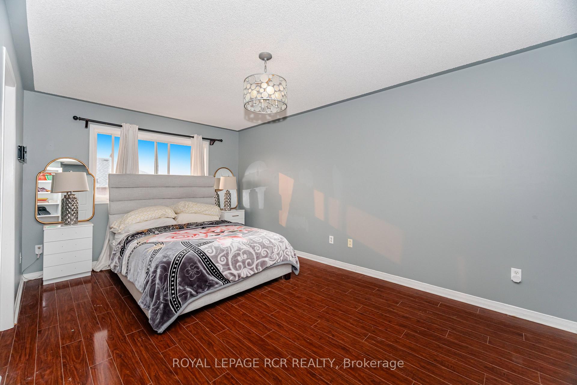 Photo 16 of 127 Tiller Trail, Brampton, Fletcher's Creek Village — HOMEH