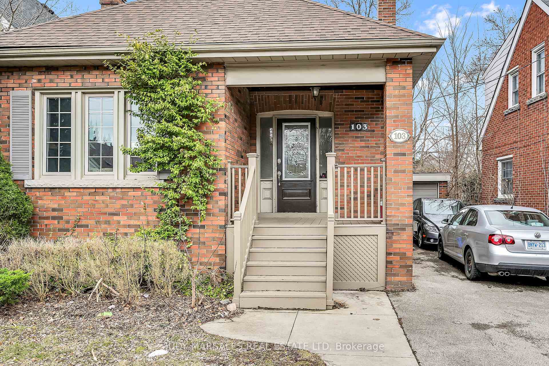 Photo 3 of 103 Arkell Street, Hamilton, Westdale — HOMEH