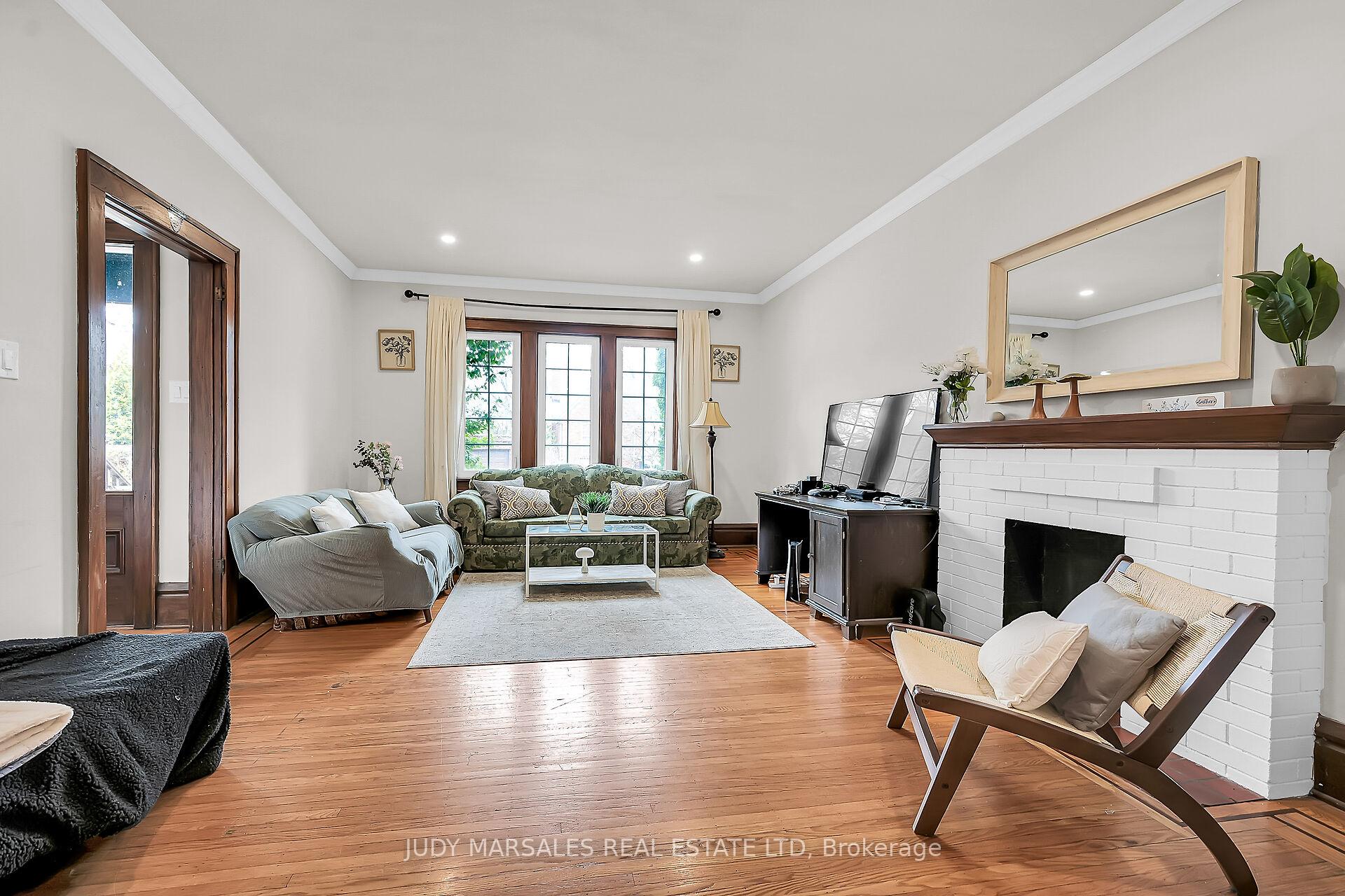 Photo 6 of 103 Arkell Street, Hamilton, Westdale — HOMEH