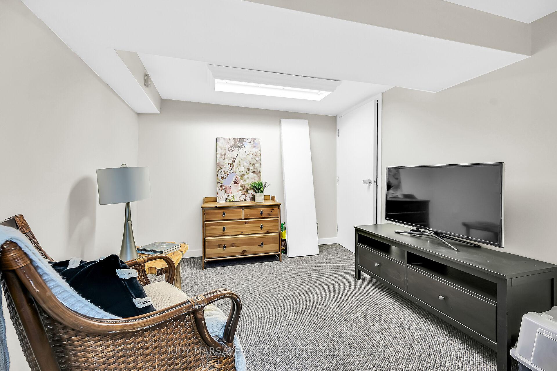 Photo 29 of 103 Arkell Street, Hamilton, Westdale — HOMEH