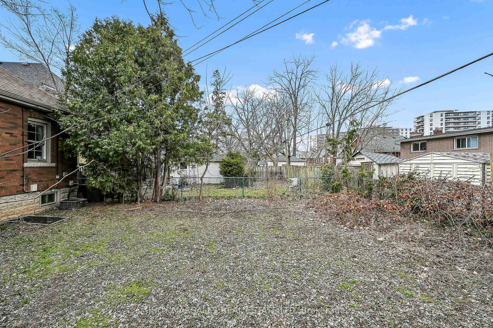 Photo 42 of 103 Arkell Street, Hamilton, Westdale — HOMEH