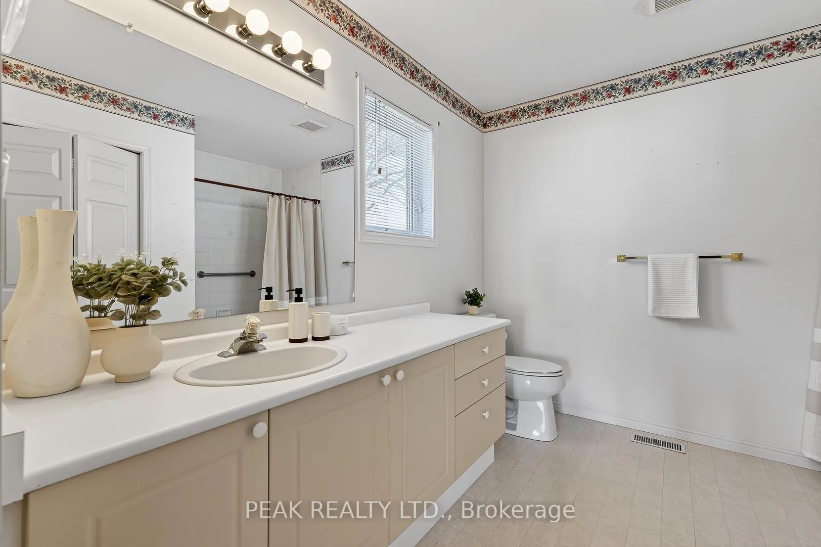 Photo 13 of 39 Summit Crescent, Wilmot — HOMEH