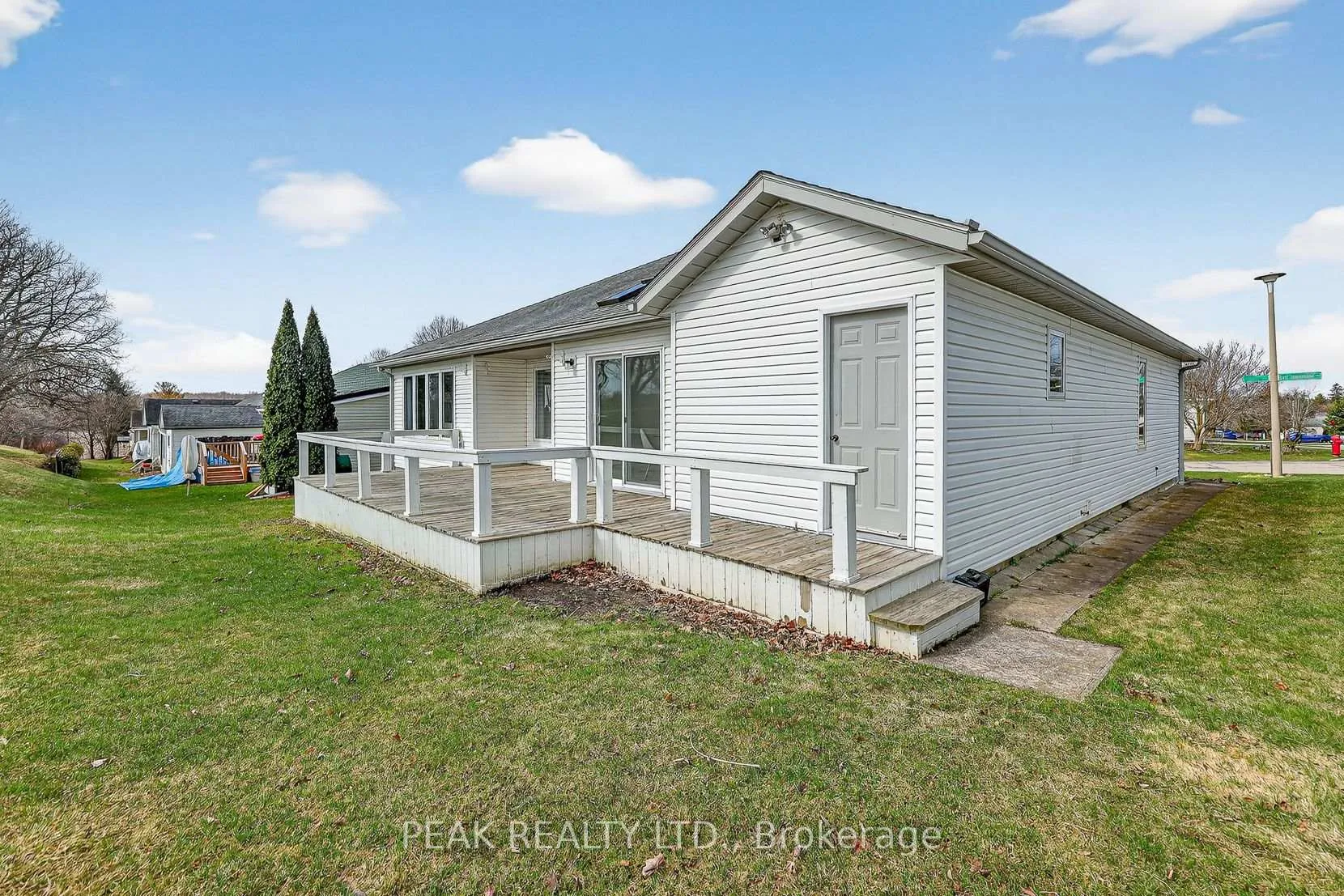 Photo 22 of 39 Summit Crescent, Wilmot — HOMEH