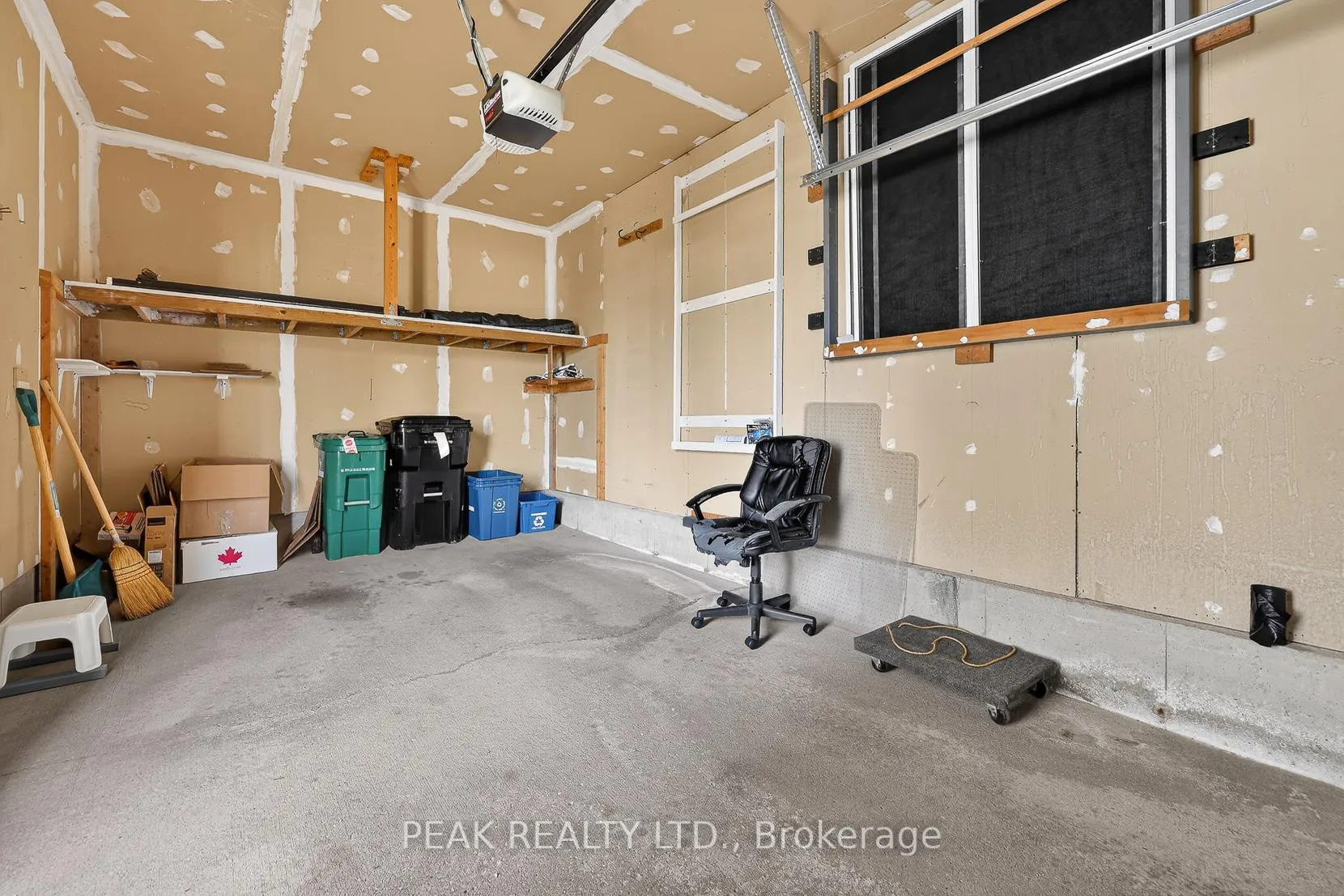 Photo 27 of 39 Summit Crescent, Wilmot — HOMEH
