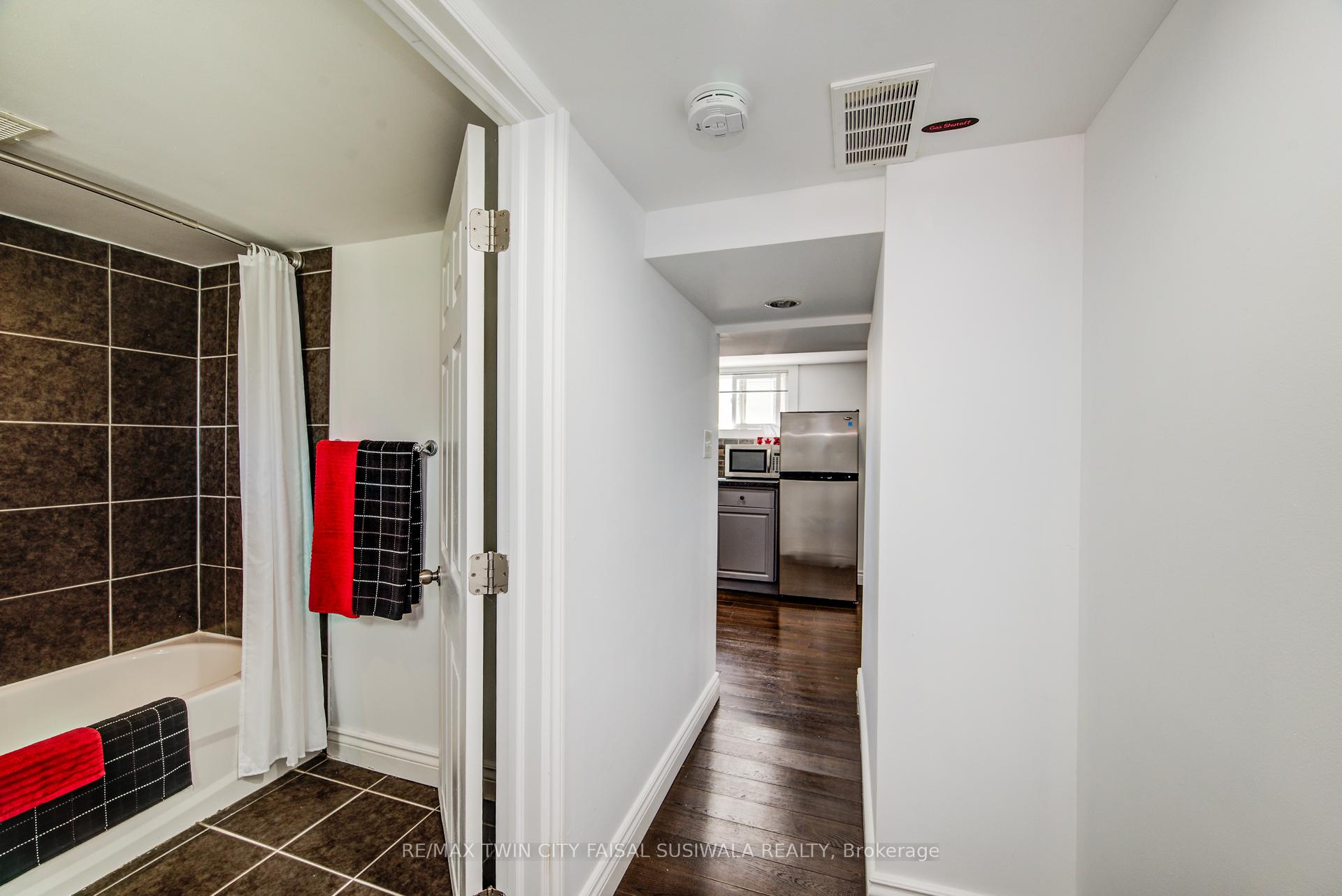 Photo 29 of 1631 Franklin Boulevard, Cambridge — HOMEH
