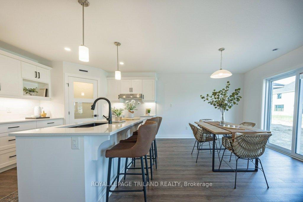 Photo 9 of 57 Silverleaf Path, St. Thomas — HOMEH