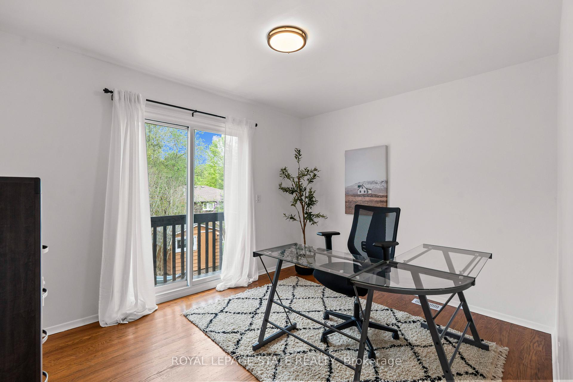 Photo 17 of 14 Turnbull Road, Hamilton, Dundas — HOMEH