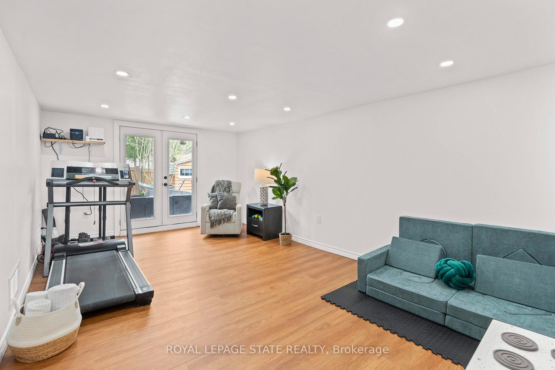 Photo 25 of 14 Turnbull Road, Hamilton, Dundas — HOMEH