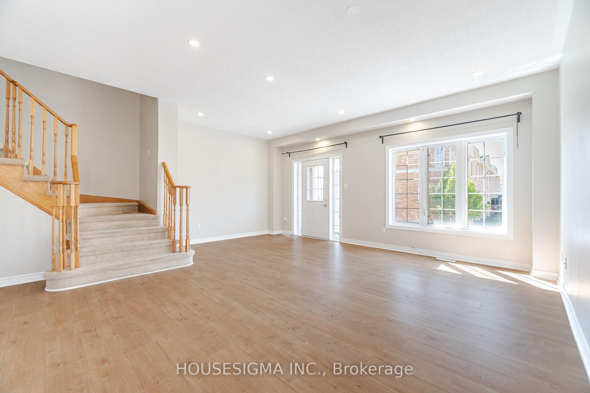 Photo 16 of 36 Arizona Drive, Brampton, Bram West — HOMEH