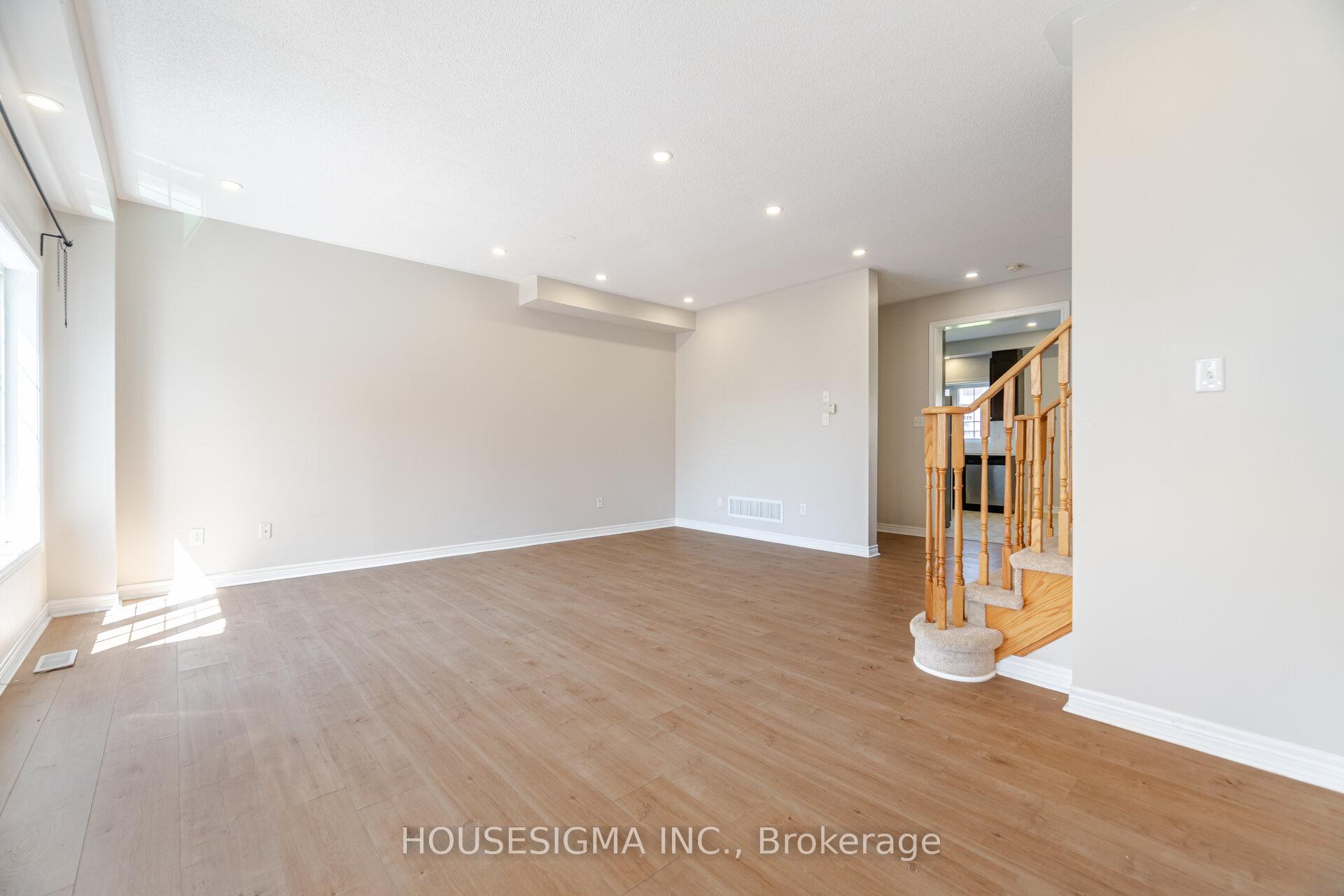 Photo 19 of 36 Arizona Drive, Brampton, Bram West — HOMEH
