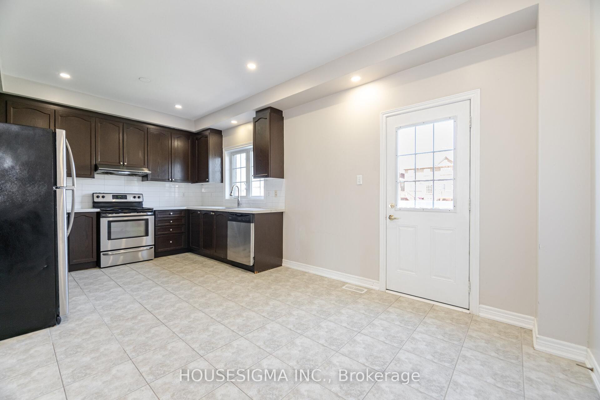 Photo 18 of 36 Arizona Drive, Brampton, Bram West — HOMEH