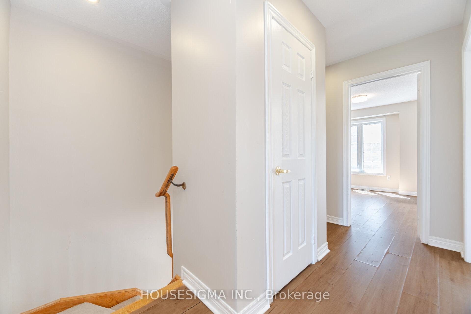 Photo 23 of 36 Arizona Drive, Brampton, Bram West — HOMEH