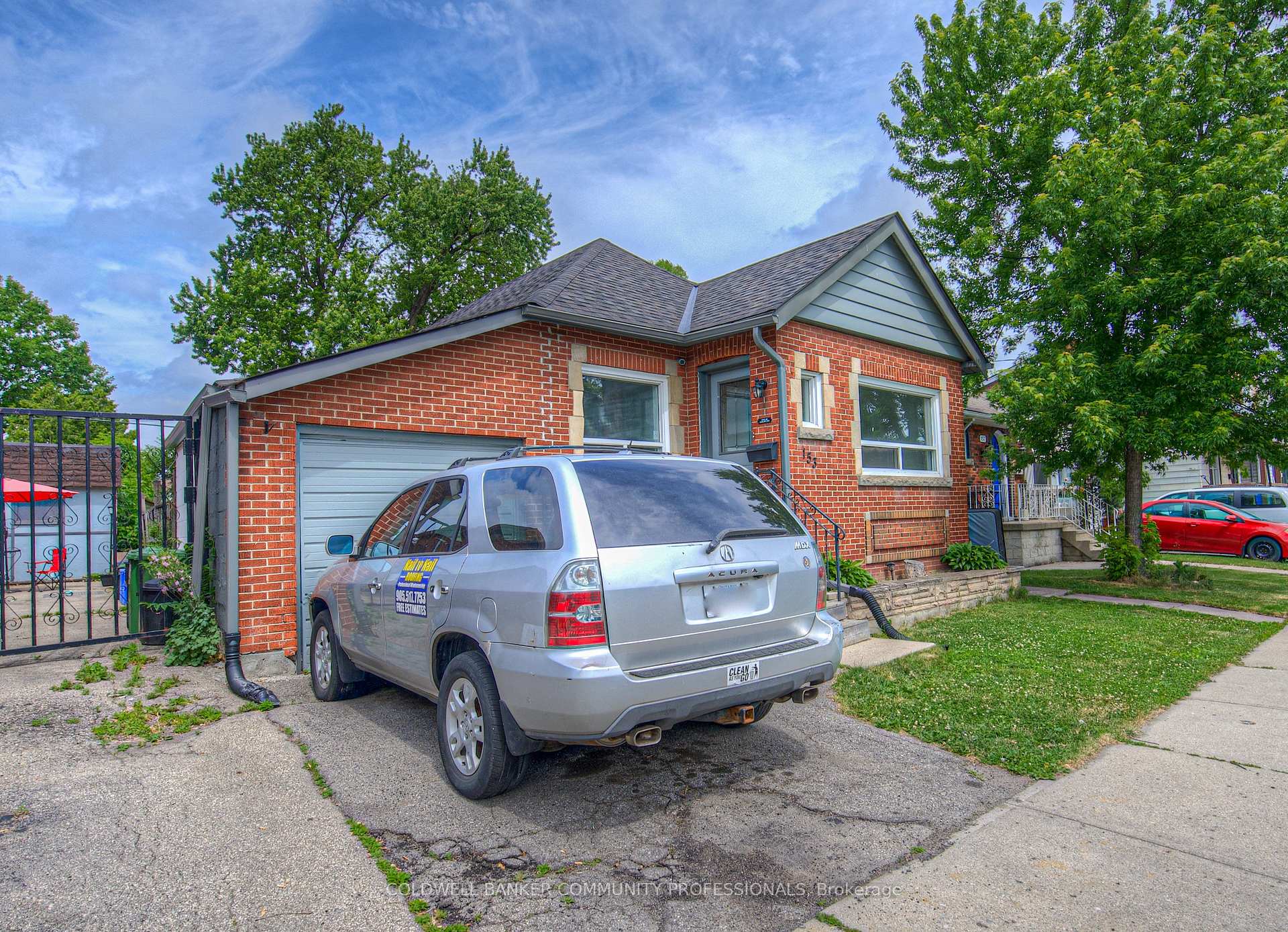 Photo 2 of 153 Fairfield Avenue, Hamilton, Homeside — HOMEH