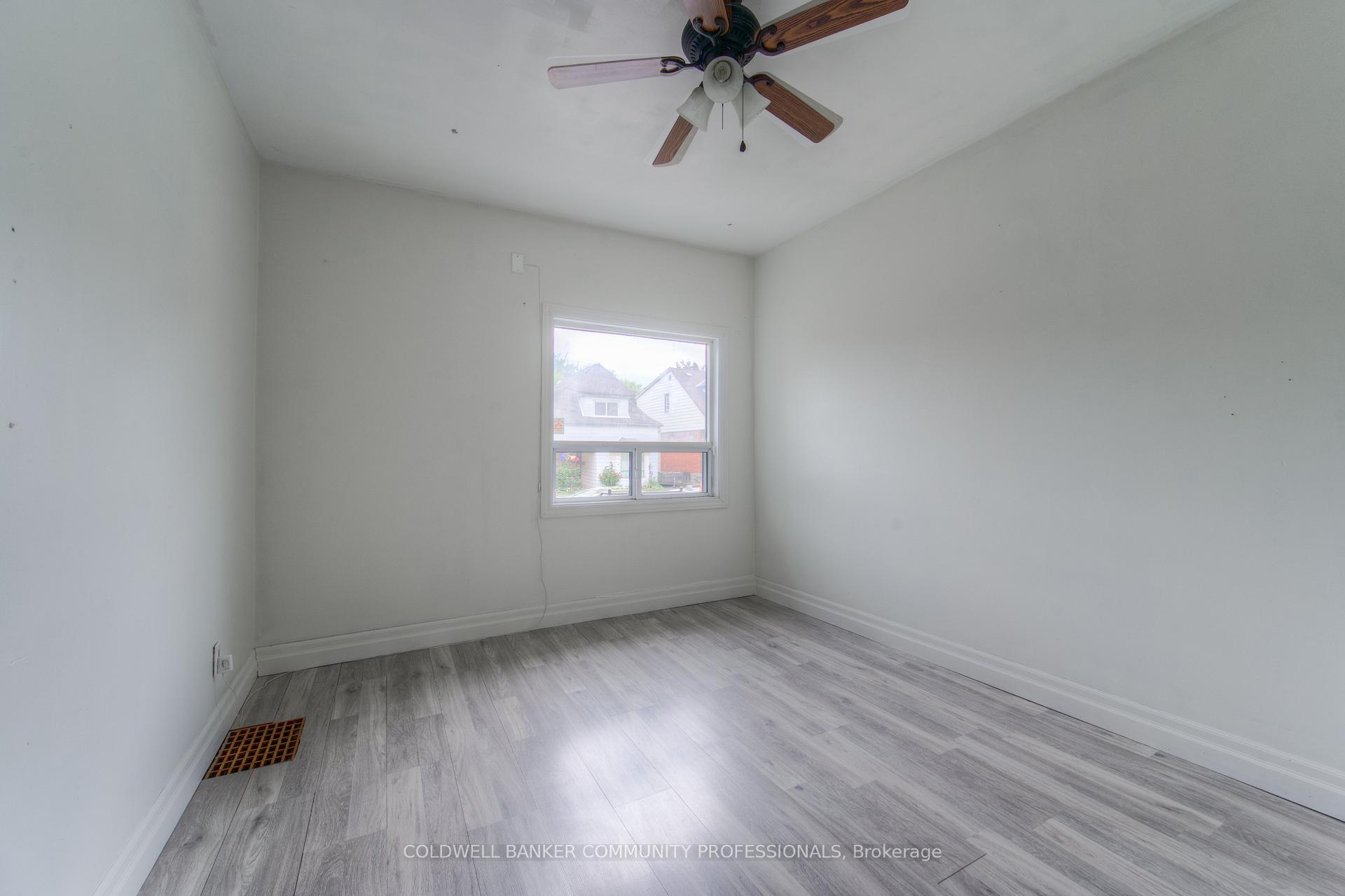 Photo 15 of 153 Fairfield Avenue, Hamilton, Homeside — HOMEH