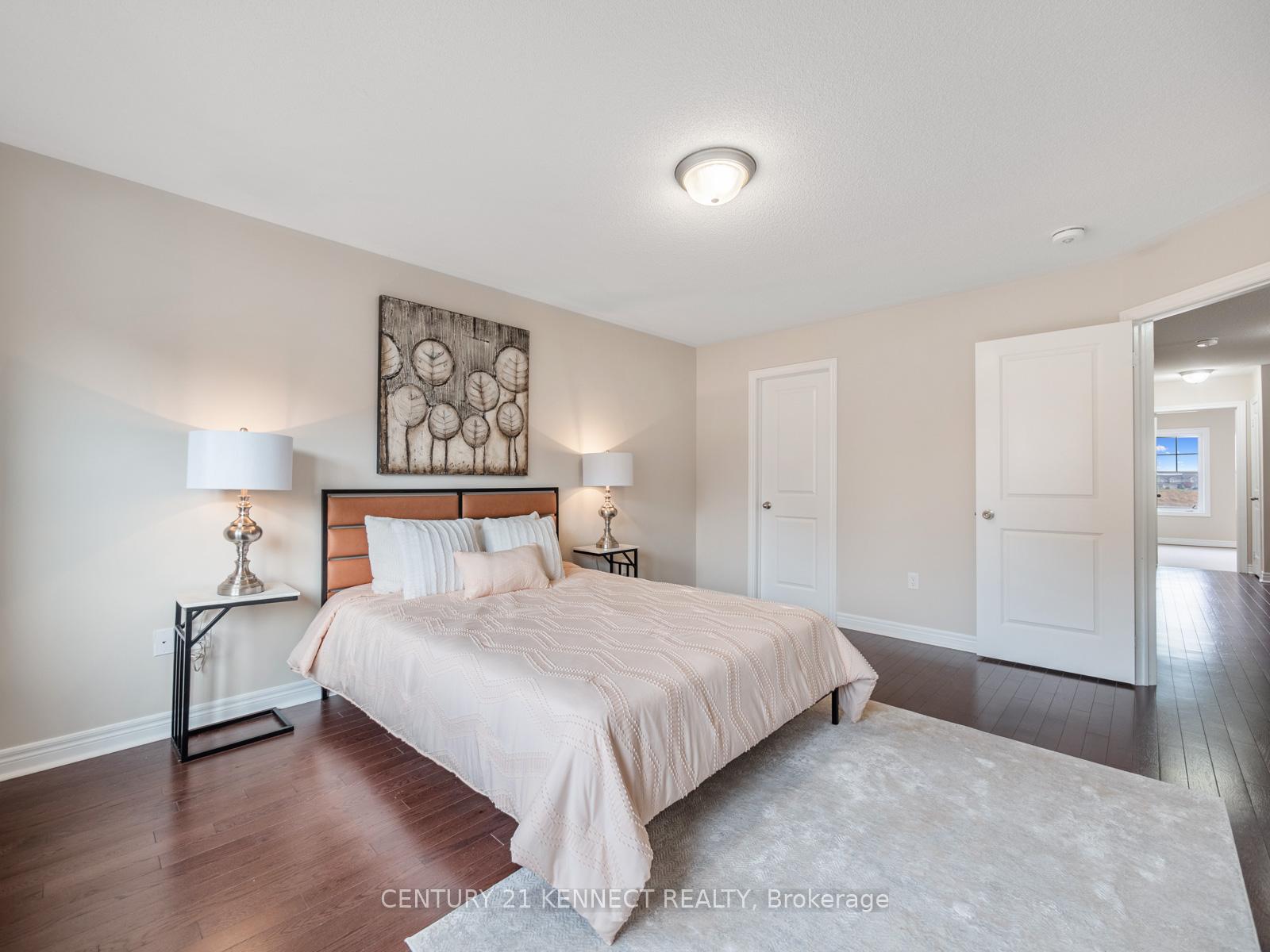 Photo 25 of 49 Finegan Circle, Brampton, Northwest Brampton — HOMEH