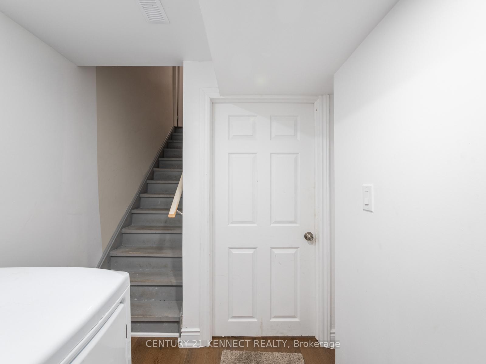 Photo 22 of 49 Finegan Circle, Brampton, Northwest Brampton — HOMEH