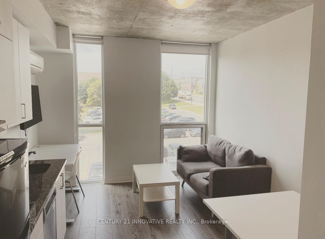 Front of Unit 224, 1900 Simcoe Street N