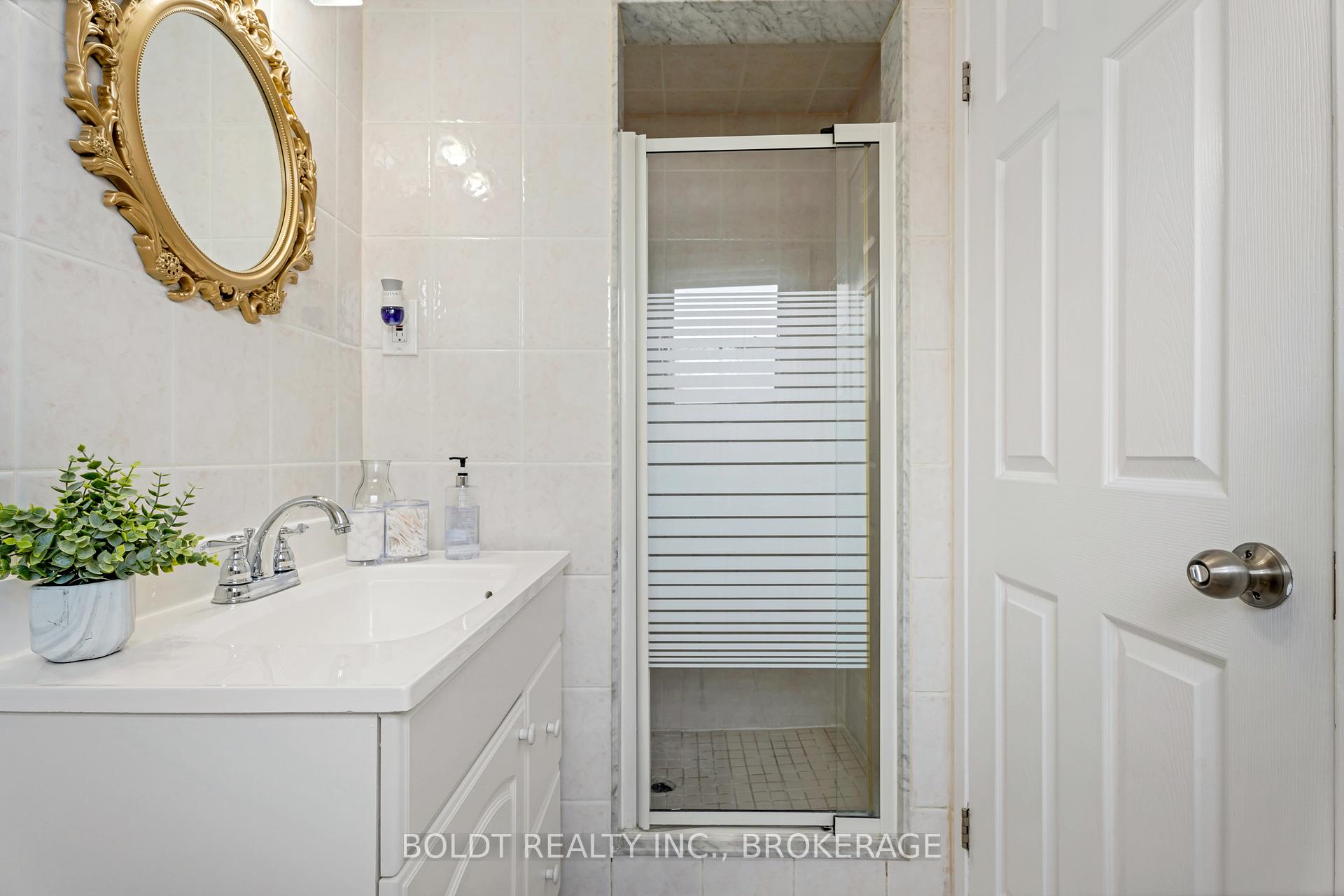 Photo 28 of 124 Quaker Crescent, Hamilton, Quinndale — HOMEH
