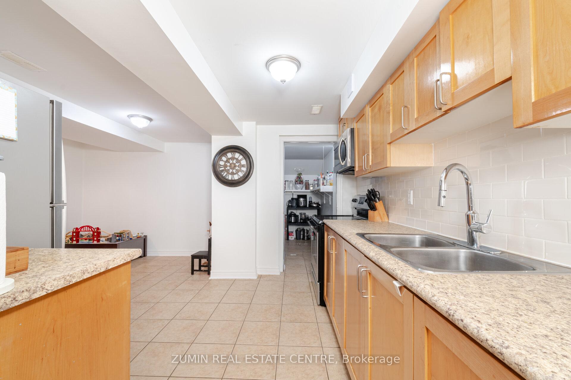 Photo 19 of 19 Hawkridge Trail, Brampton, Bram East — HOMEH