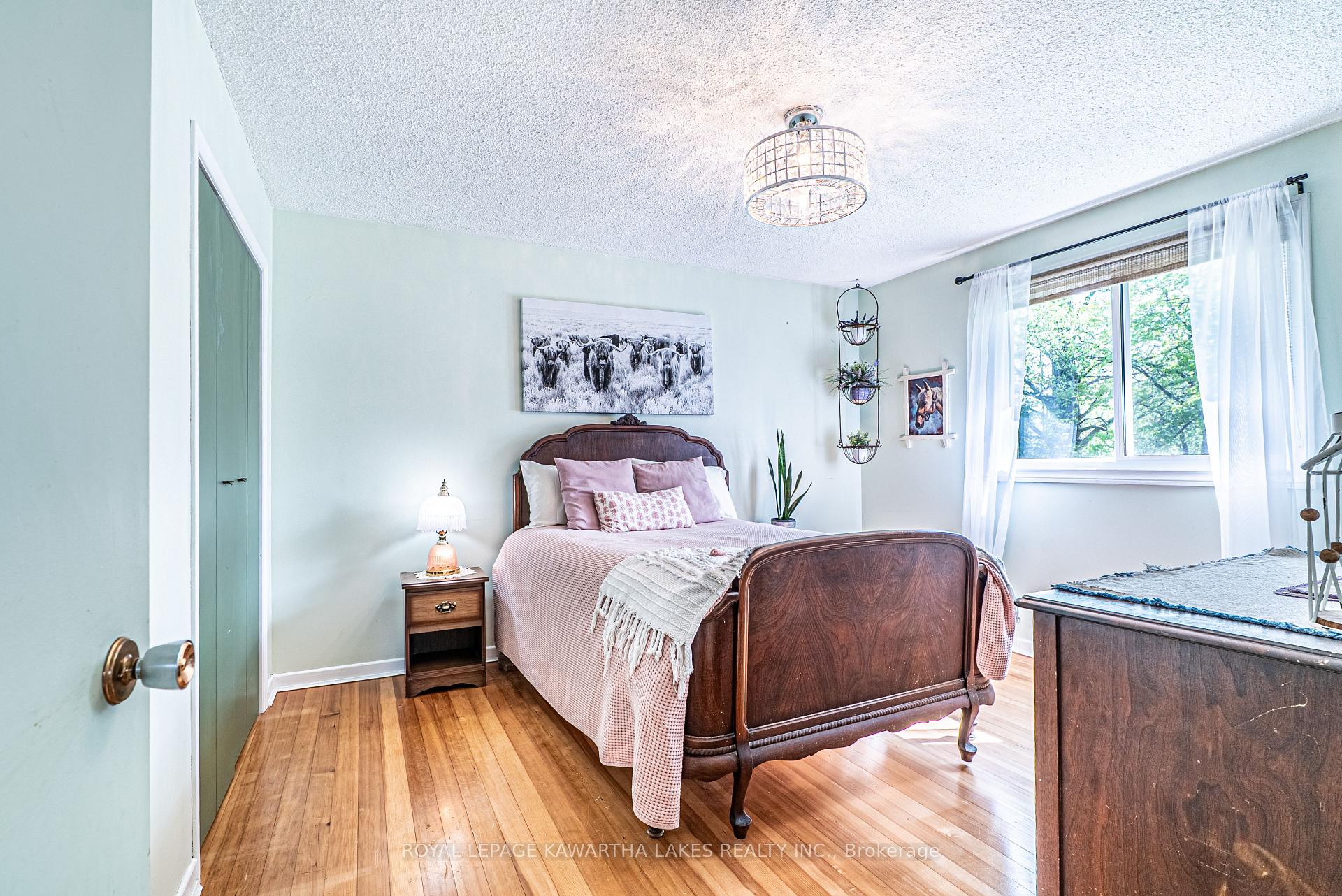Photo 14 of 115 Meadowlands Drive, Brock, Cannington — HOMEH