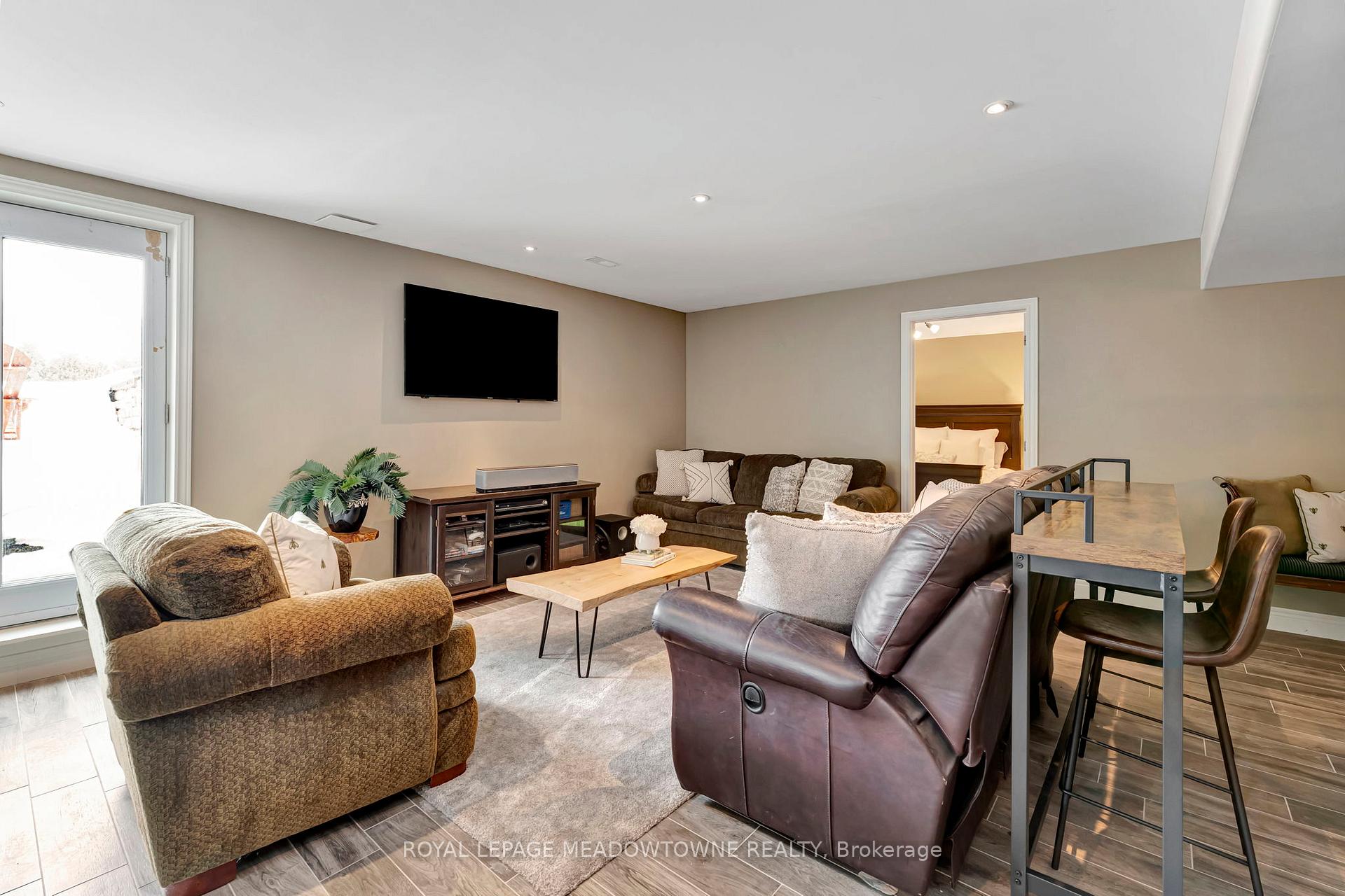 Photo 28 of 128 Carlisle Road, Hamilton, Carlisle — HOMEH