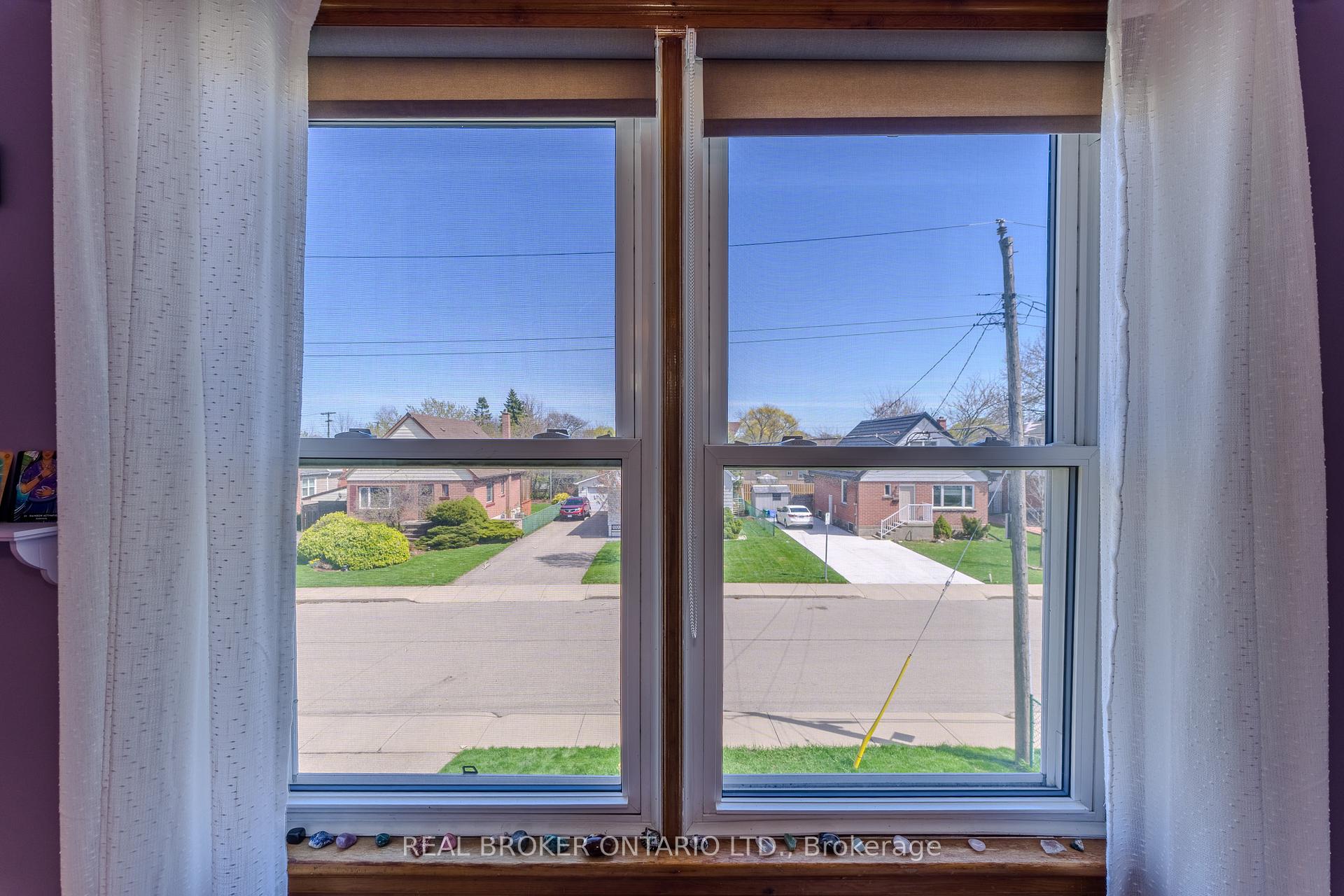 Photo 14 of 120 Howard Avenue, Hamilton, Balfour — HOMEH