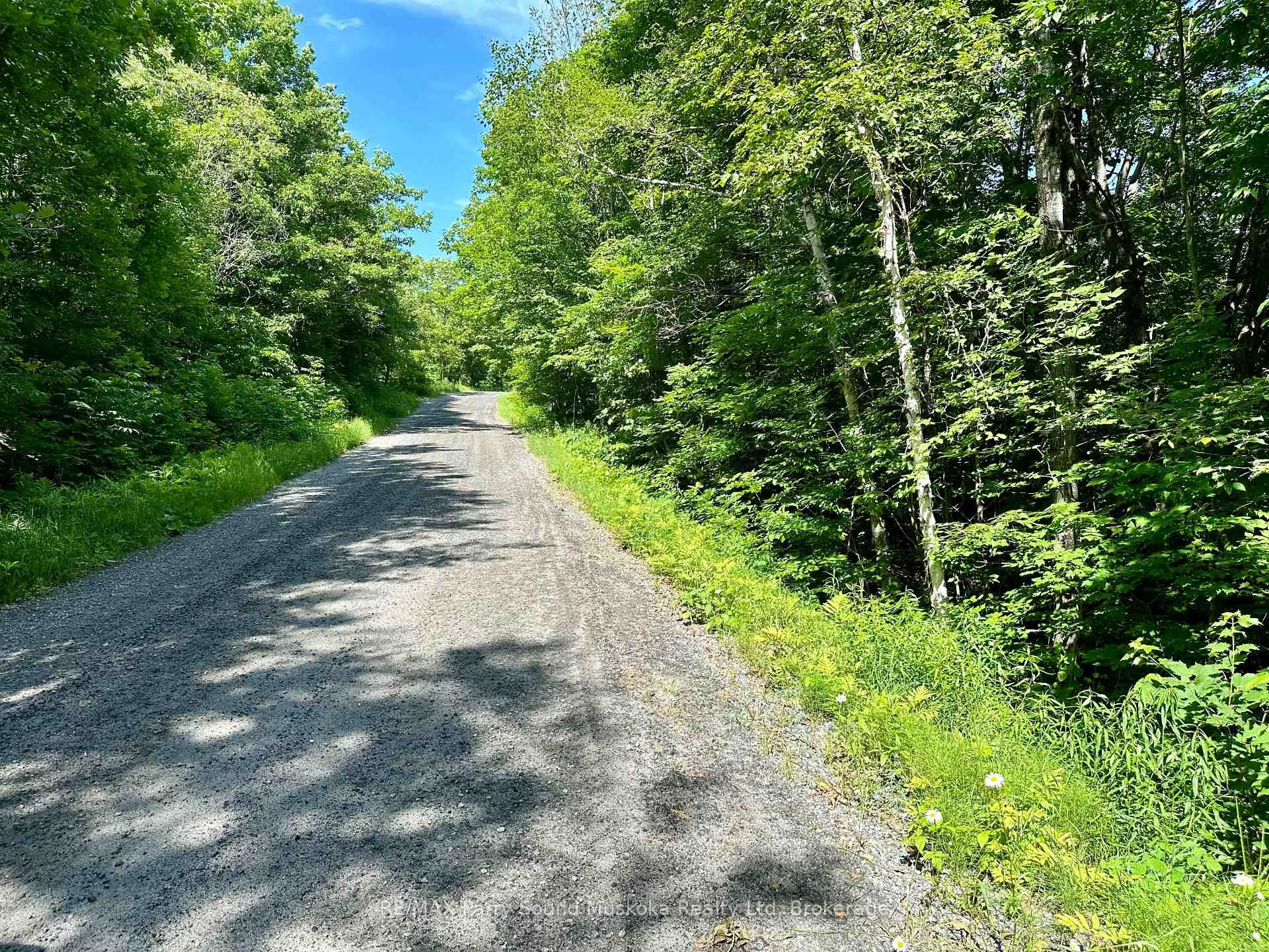 Photo 4 of Frontenac Drive, McKellar — HOMEH