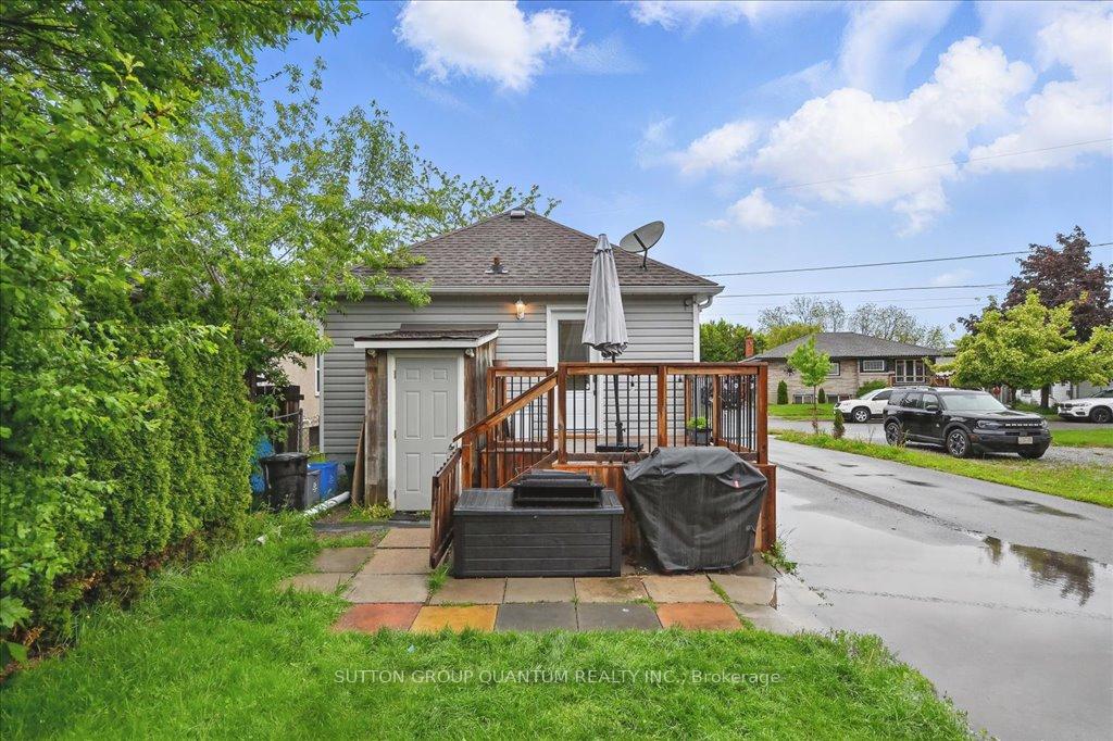 Photo 8 of 26 Hamilton Street, St. Catharines, Western Hill — HOMEH