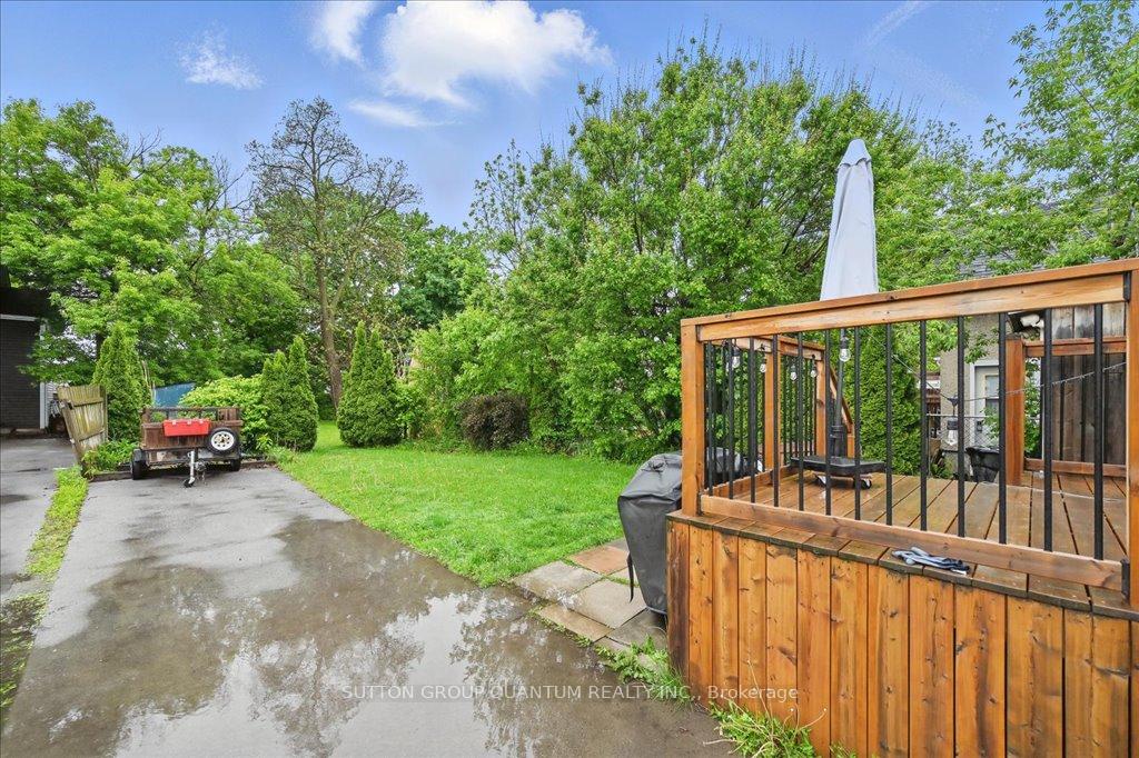 Photo 10 of 26 Hamilton Street, St. Catharines, Western Hill — HOMEH