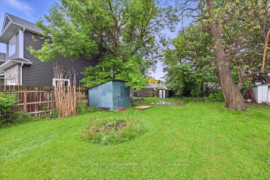 Photo 14 of 26 Hamilton Street, St. Catharines, Western Hill — HOMEH