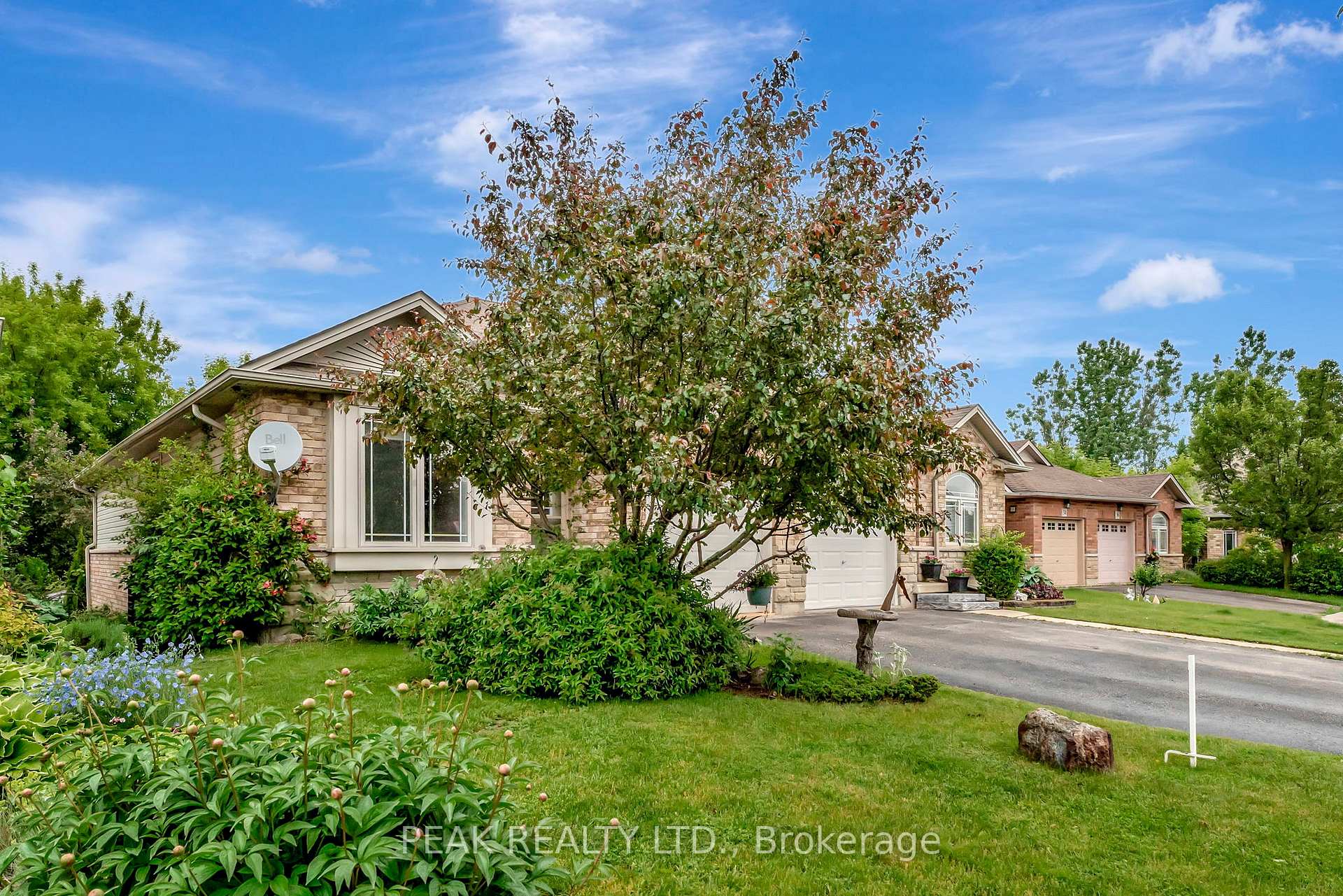 Photo 4 of 30 Savannah Ridge Drive, Brant, Paris — HOMEH