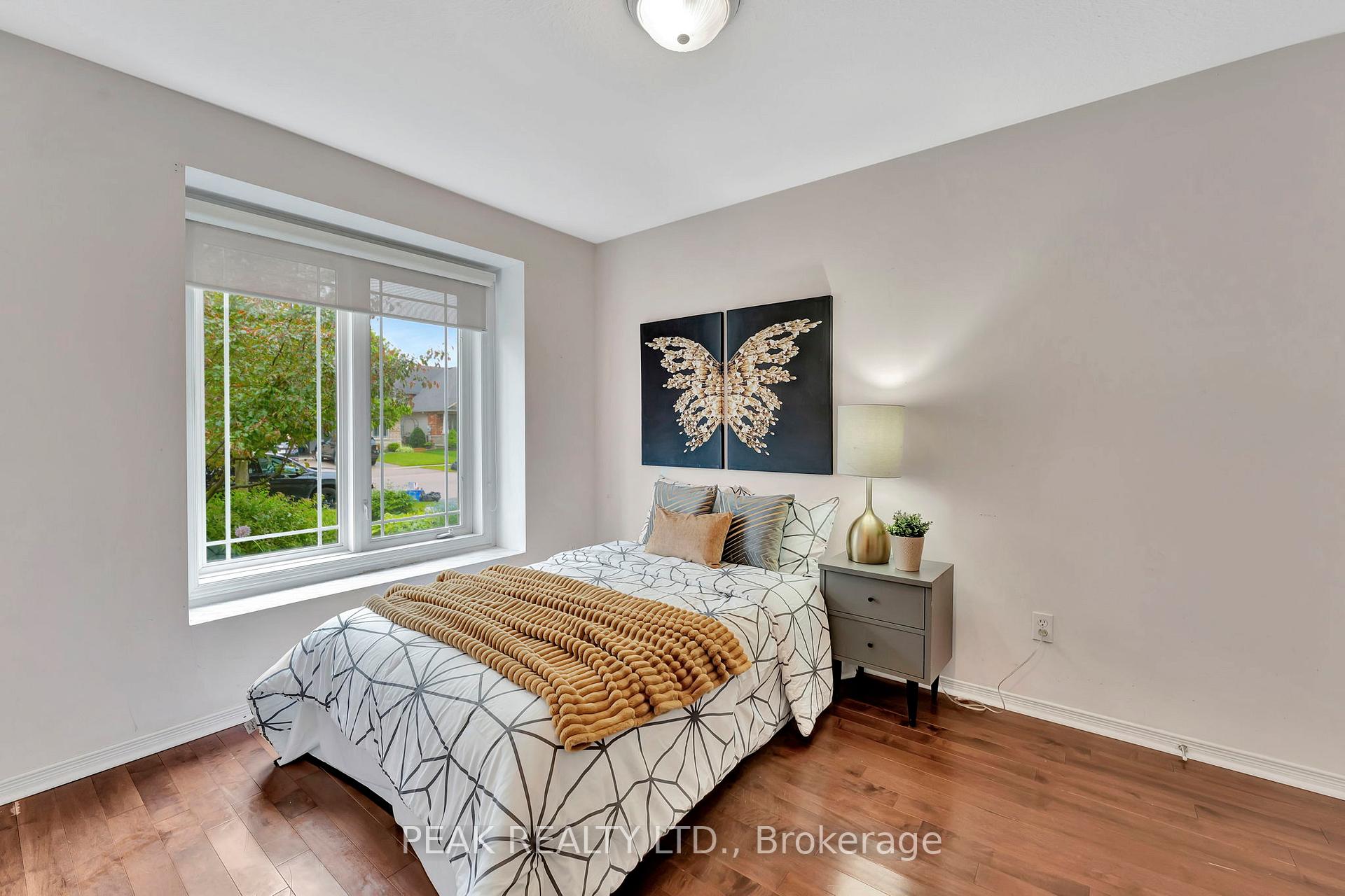 Photo 19 of 30 Savannah Ridge Drive, Brant, Paris — HOMEH