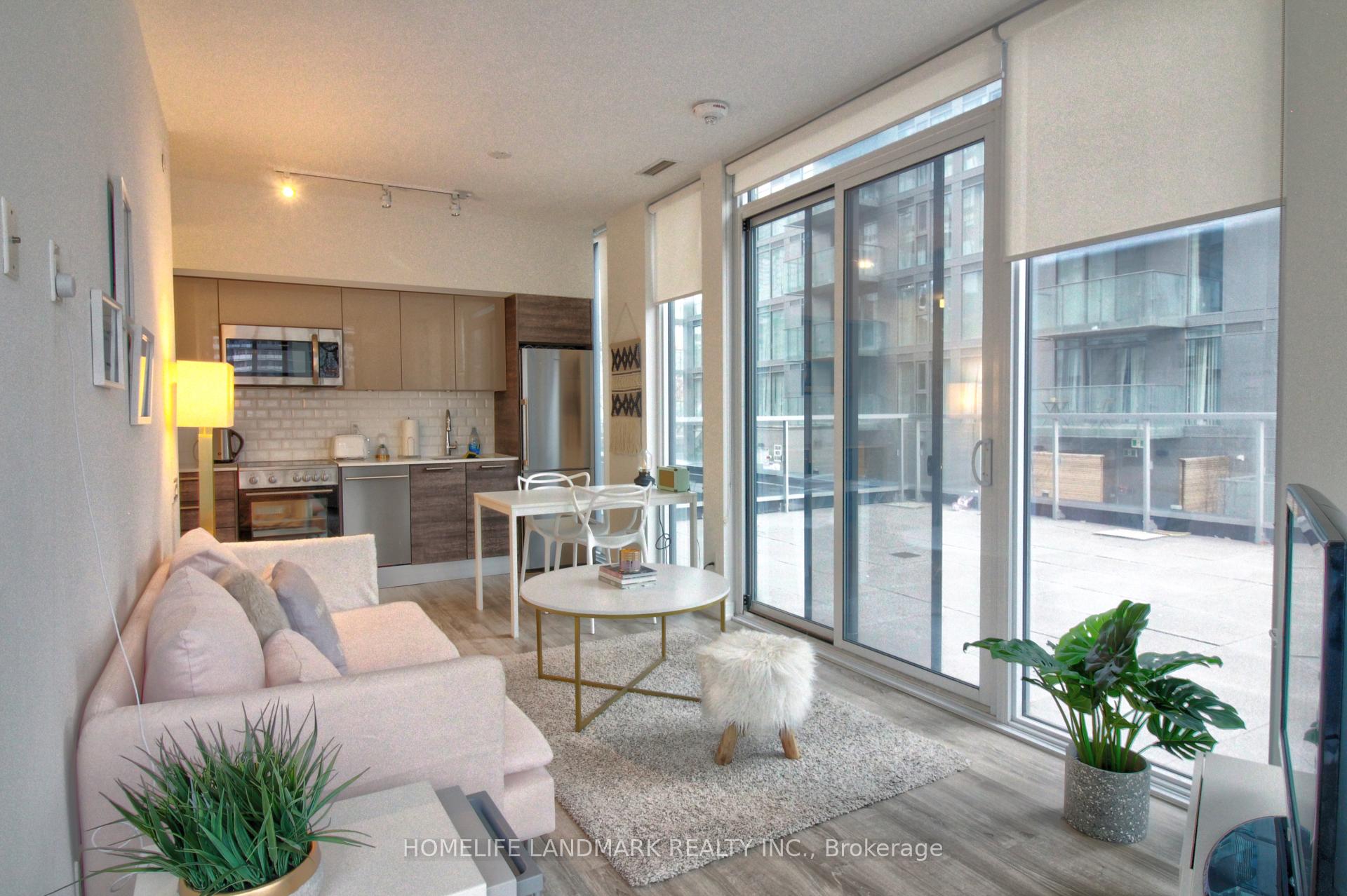 Photo 6 of Unit 504, 28 Wellesley Street E, Toronto, Church-Yonge Corridor — HOMEH