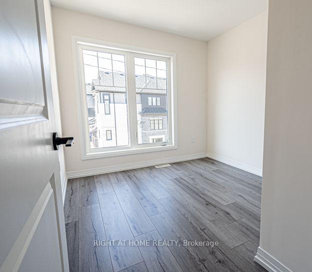 Photo 9 of 19 Bavin Street, Clarington, Bowmanville — HOMEH