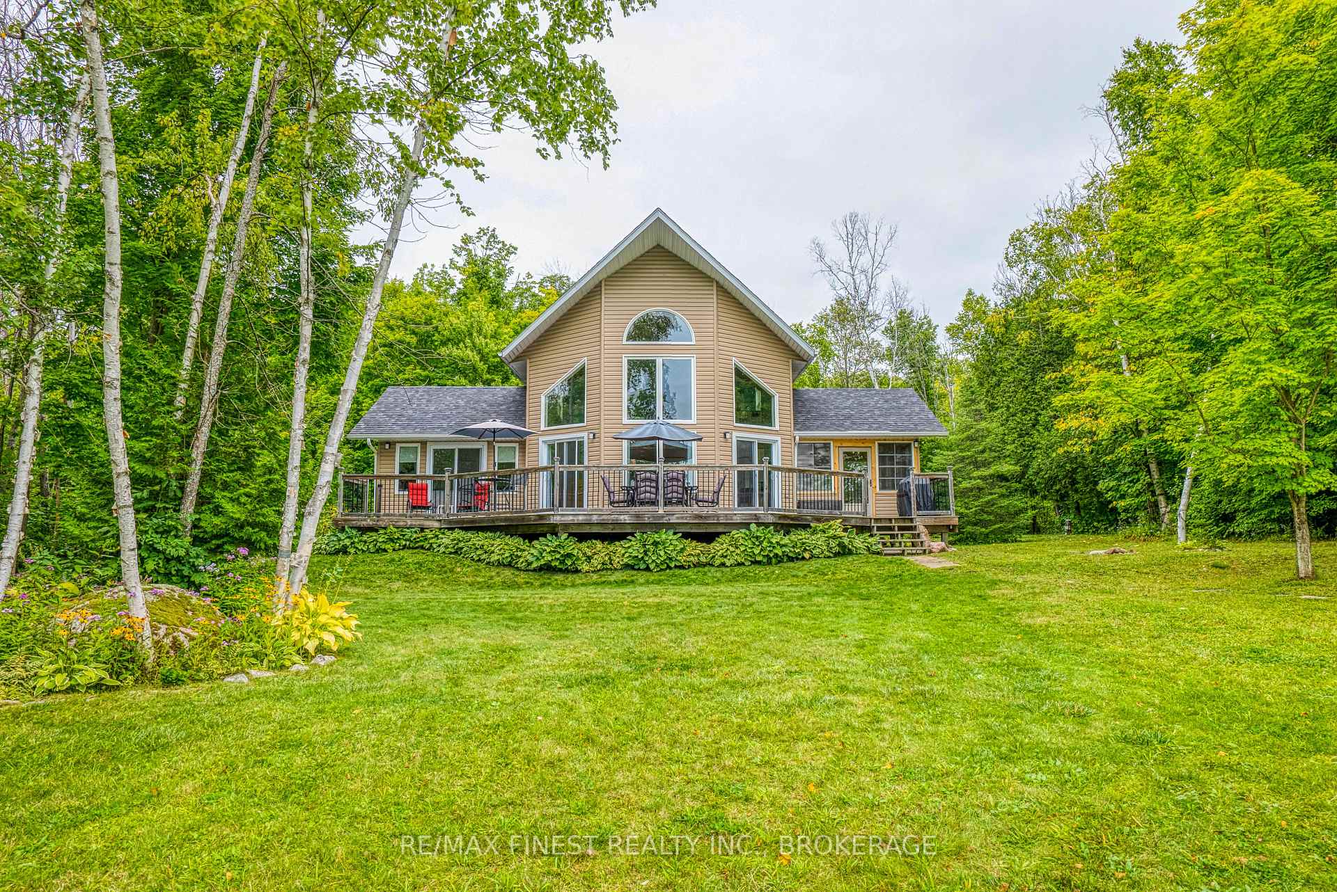 Front of 1602 Baker Valley Road