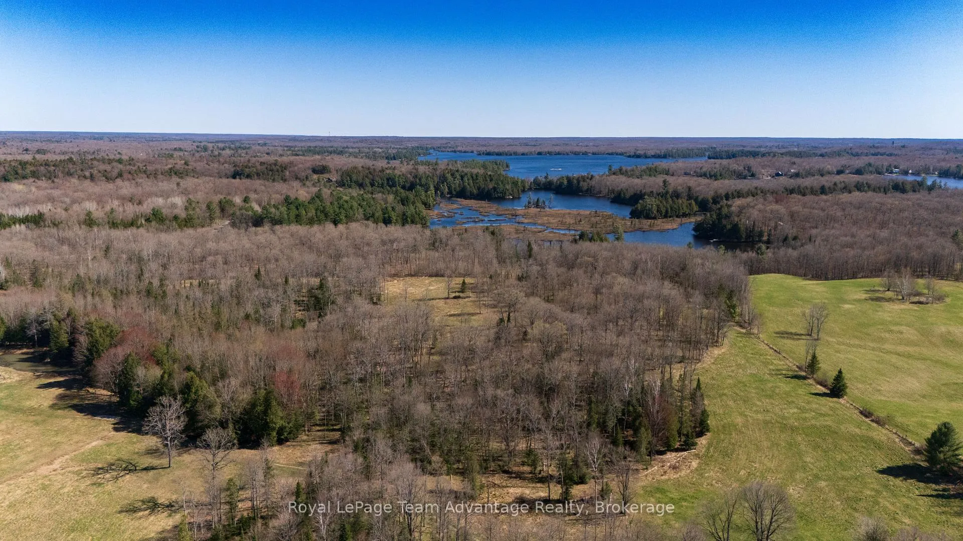 Photo 6 of 77 Lakeshore Road, McKellar — HOMEH