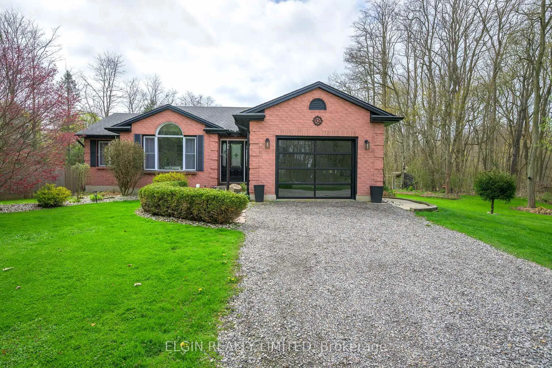 Photo 1 of 42371 Dexter Line, Central Elgin, Rural Central Elgin — HOMEH
