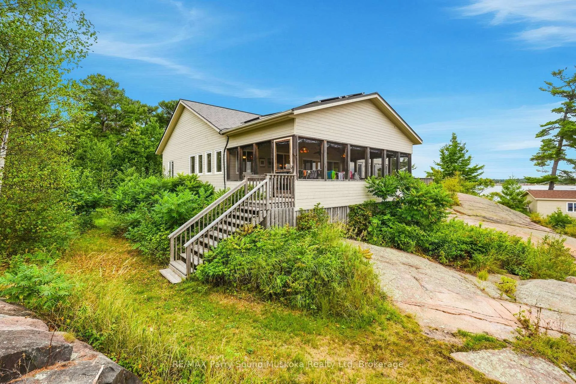 Photo 89 of 1 B844, The Archipelago, Archipelago North — HOMEH