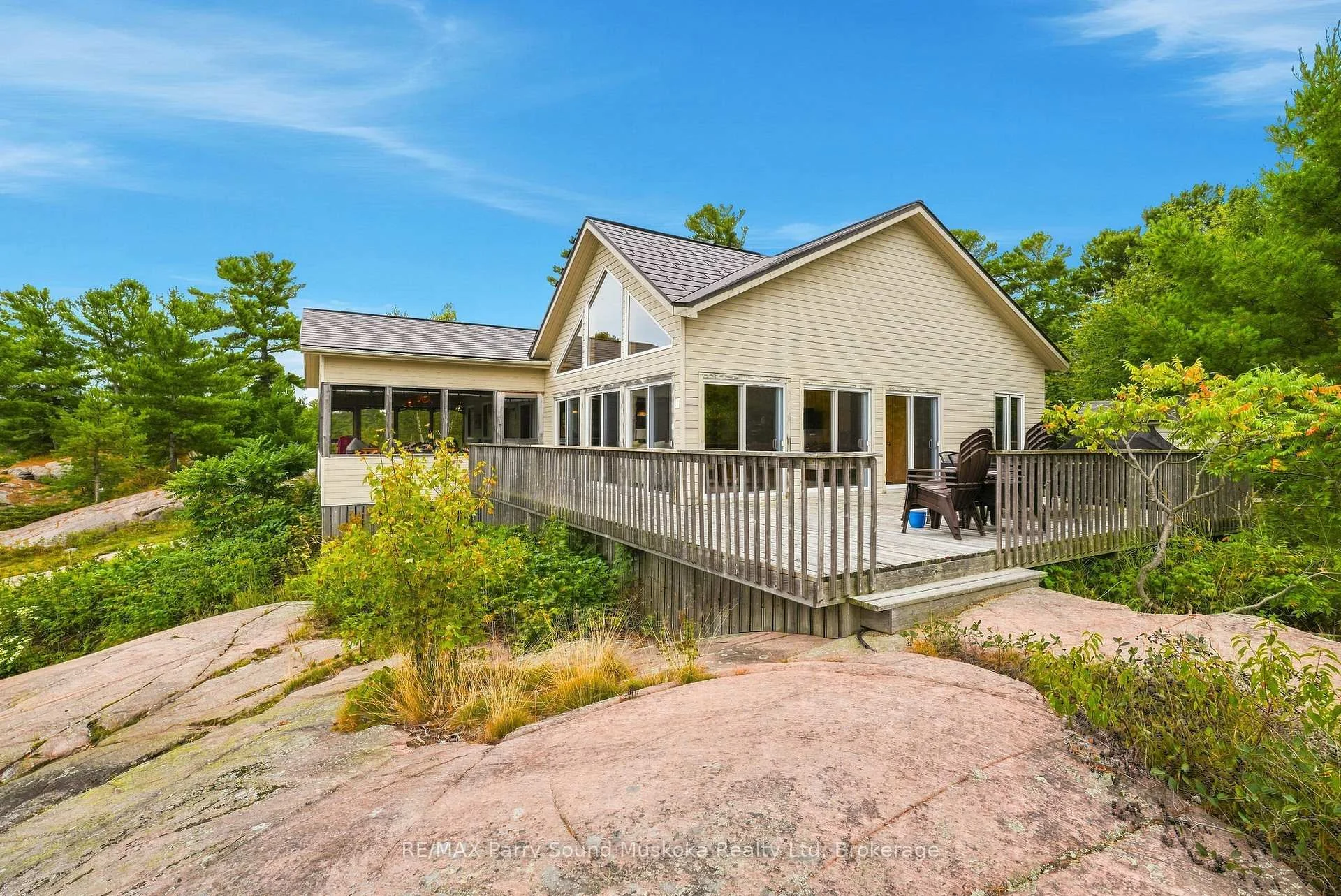 Photo 91 of 1 B844, The Archipelago, Archipelago North — HOMEH