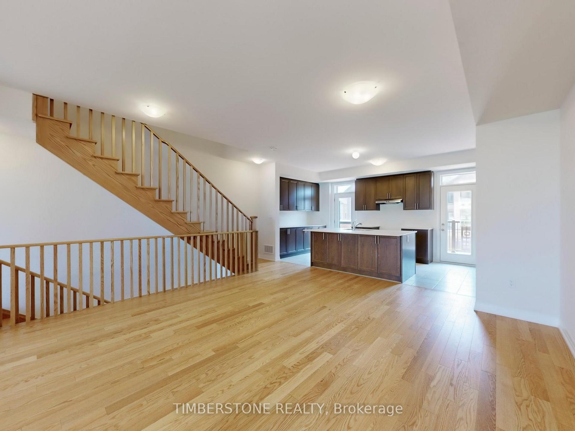 Photo 8 of 82 Blue Pond Drive, Brampton, Northwest Brampton — HOMEH