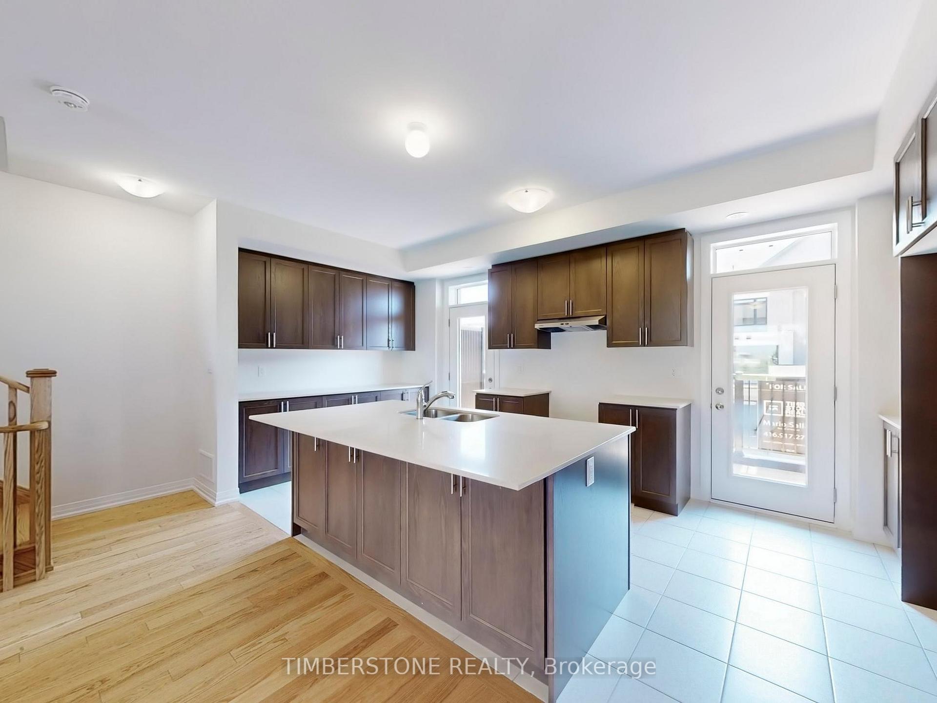 Photo 11 of 82 Blue Pond Drive, Brampton, Northwest Brampton — HOMEH