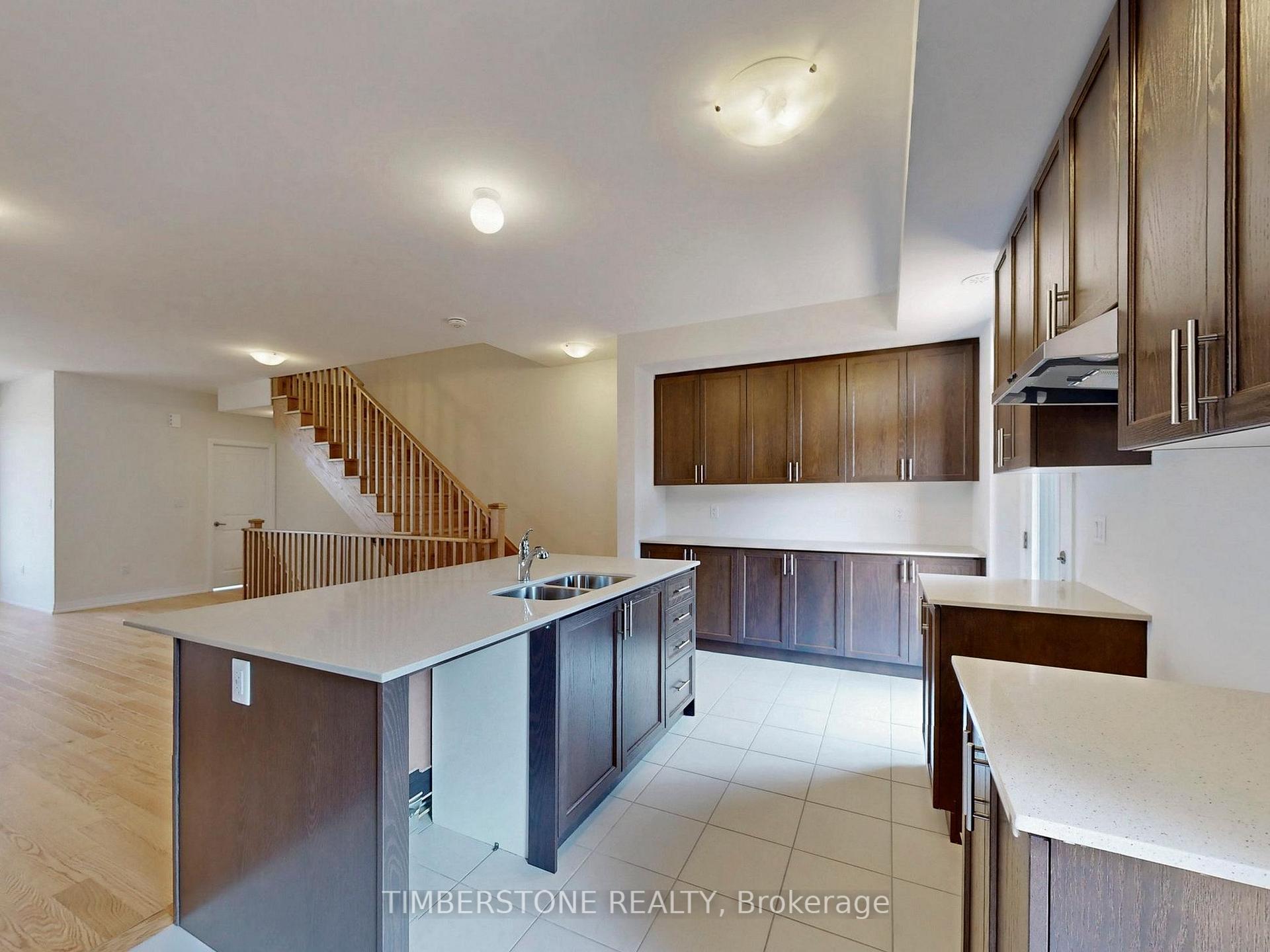 Photo 6 of 82 Blue Pond Drive, Brampton, Northwest Brampton — HOMEH