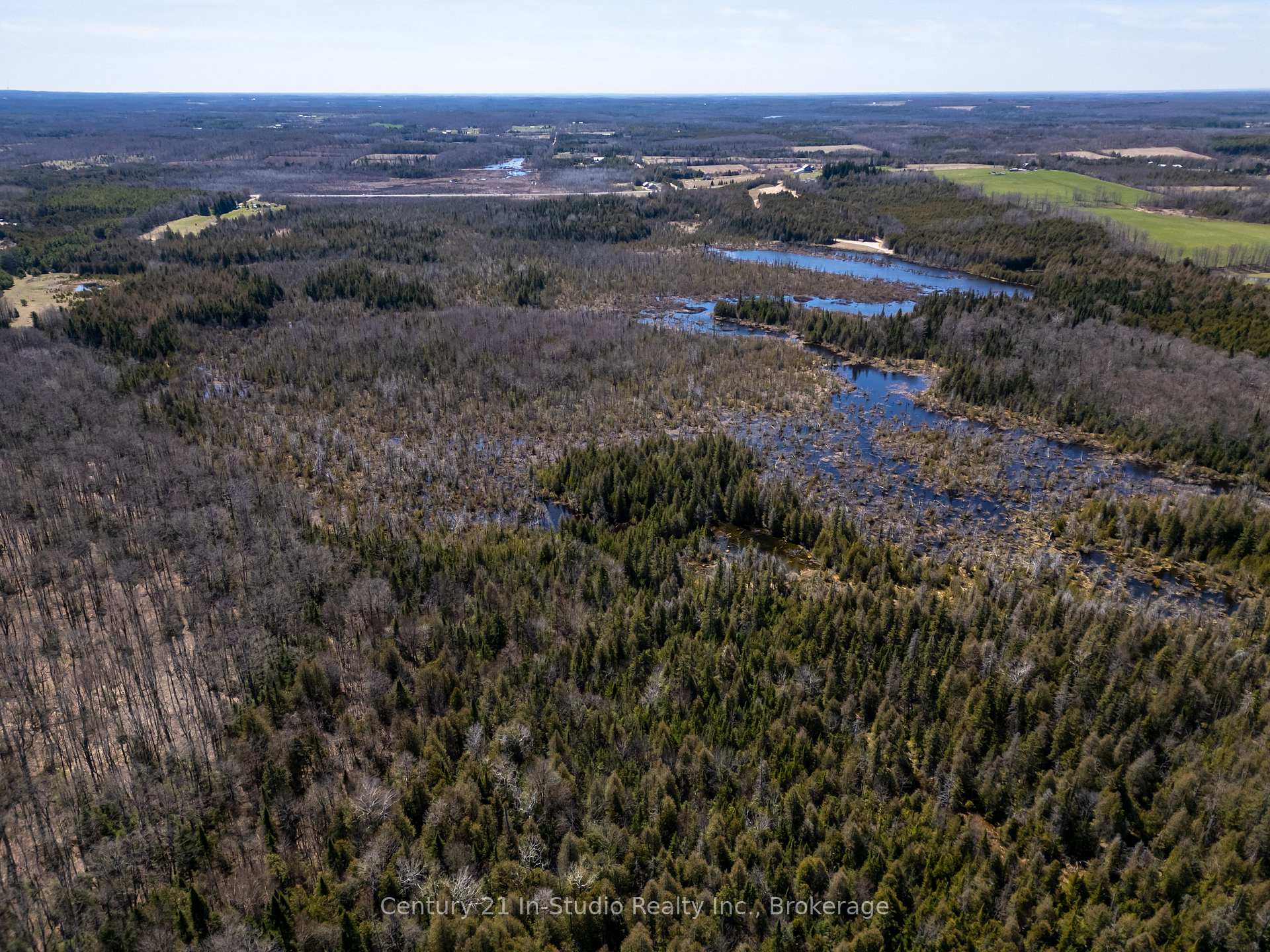Photo 2 of 775669 Highway 10, Chatsworth — HOMEH