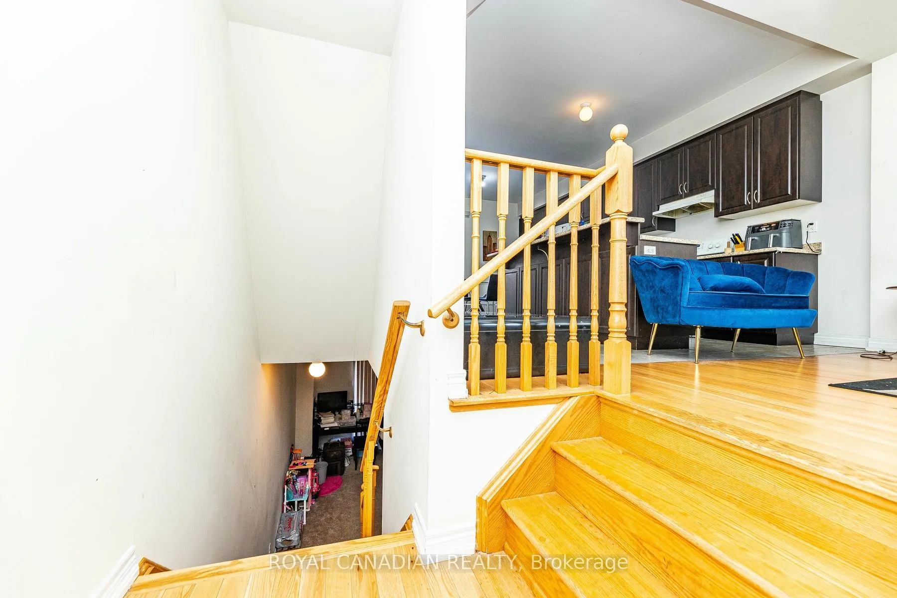 Photo 7 of 107 Sea Drifter Crescent, Brampton, Bram East — HOMEH