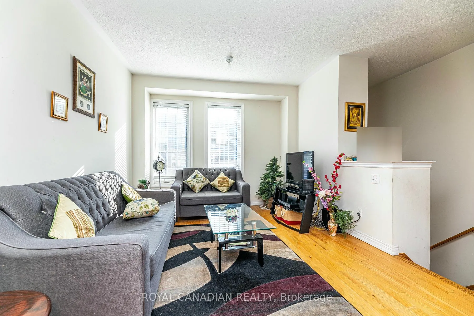 Photo 8 of 107 Sea Drifter Crescent, Brampton, Bram East — HOMEH