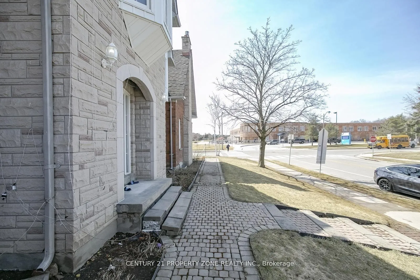 Photo 3 of 151 Mountainash Road, Brampton, Sandringham-Wellington — HOMEH