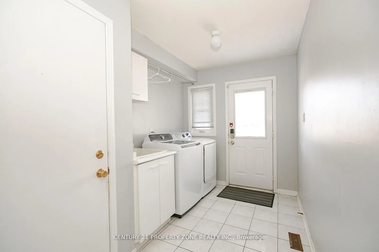 Photo 37 of 151 Mountainash Road, Brampton, Sandringham-Wellington — HOMEH
