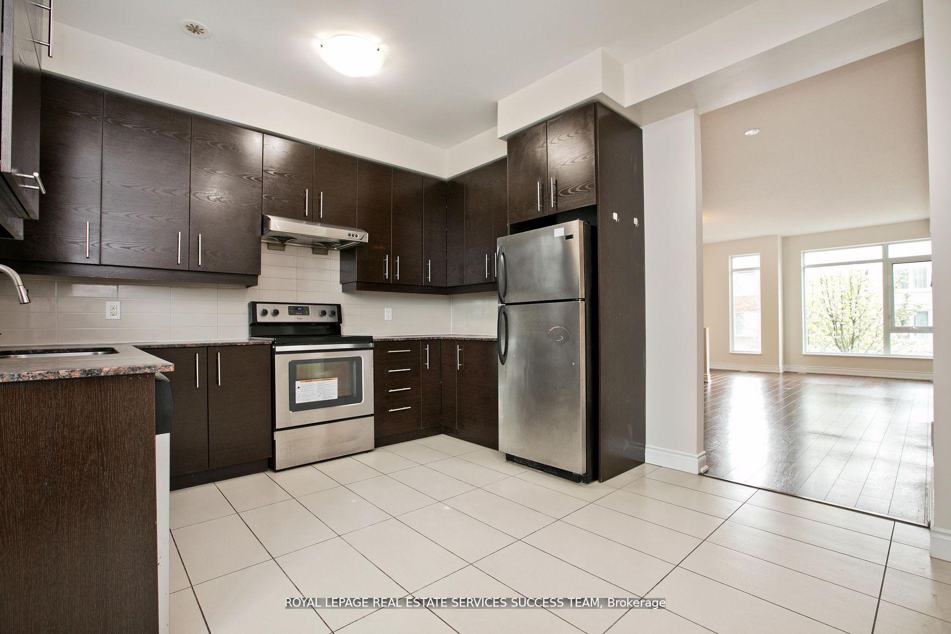 Photo 6 of 321 South Park Road, Markham, Commerce Valley — HOMEH