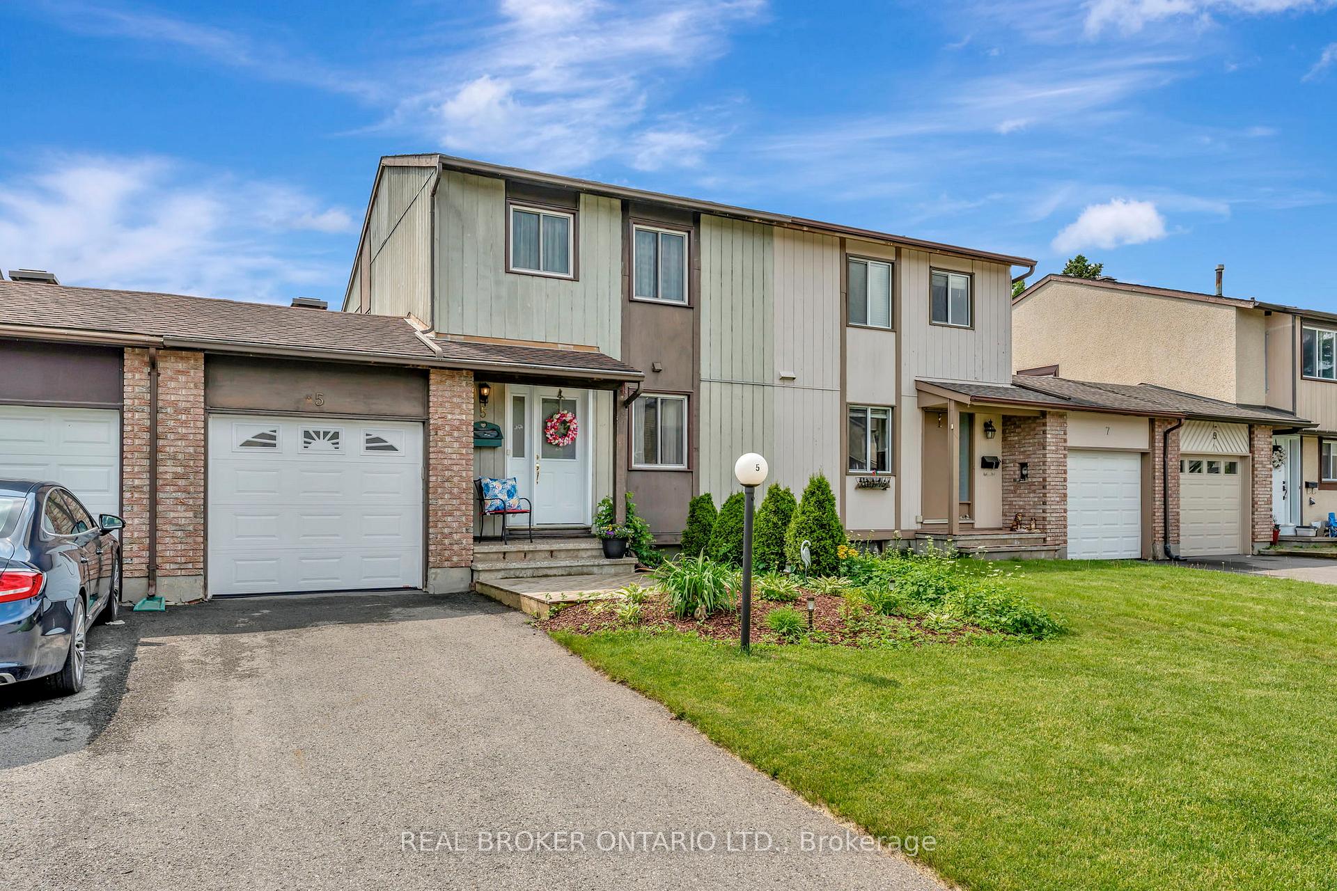 Photo 1 of 5 Tedwyn Drive, Ottawa, Barrhaven - Pheasant Run — HOMEH